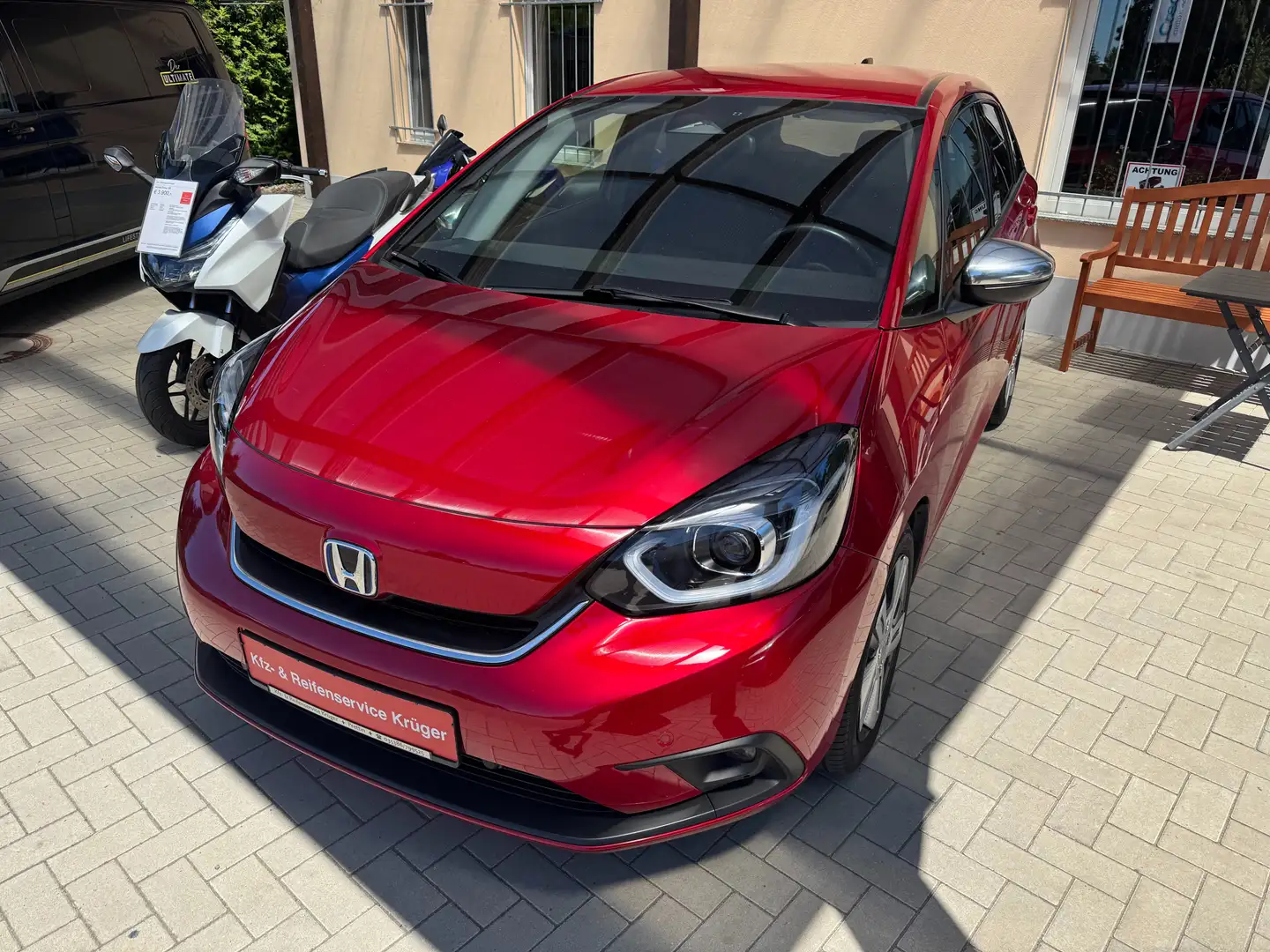 Honda Jazz 1.5 i-MMD Hybrid Executive Rouge - 2