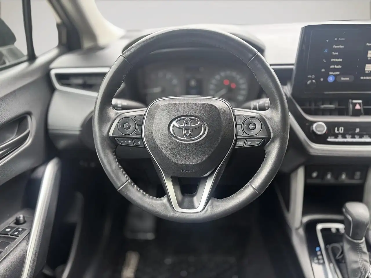 Toyota Corolla Cross снимка Toyota Corolla Cross