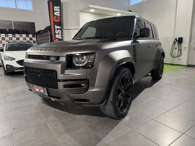 Land Rover Defender Defender 110 4.4 V8 635 CV AWD Auto OCTA Edition