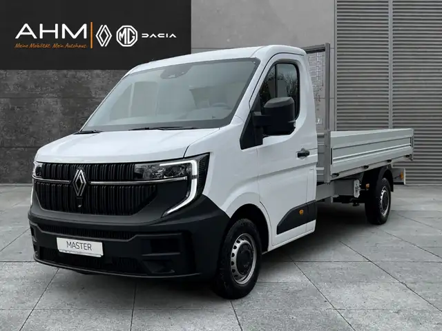 Renault Master main image
