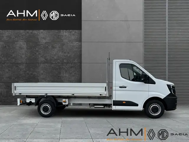 Renault Master view 6