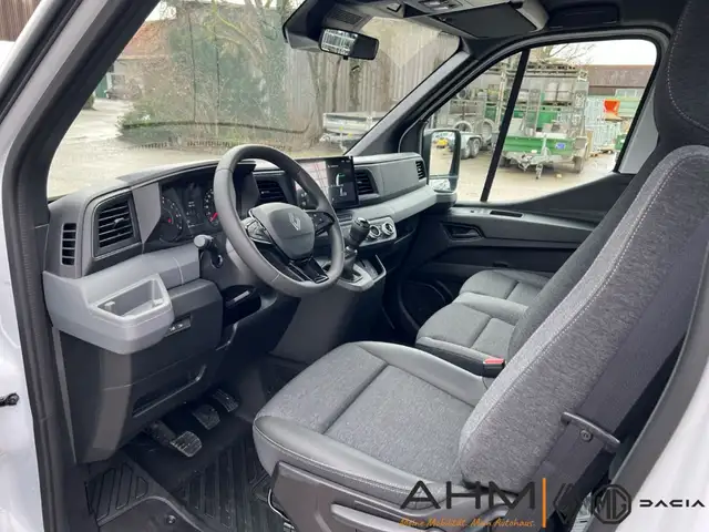 Renault Master view 10