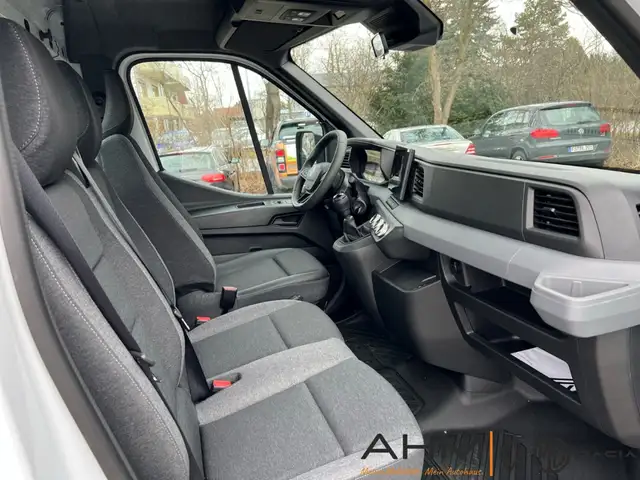Renault Master view 14