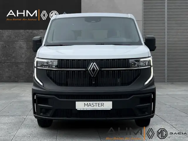 Renault Master view 3