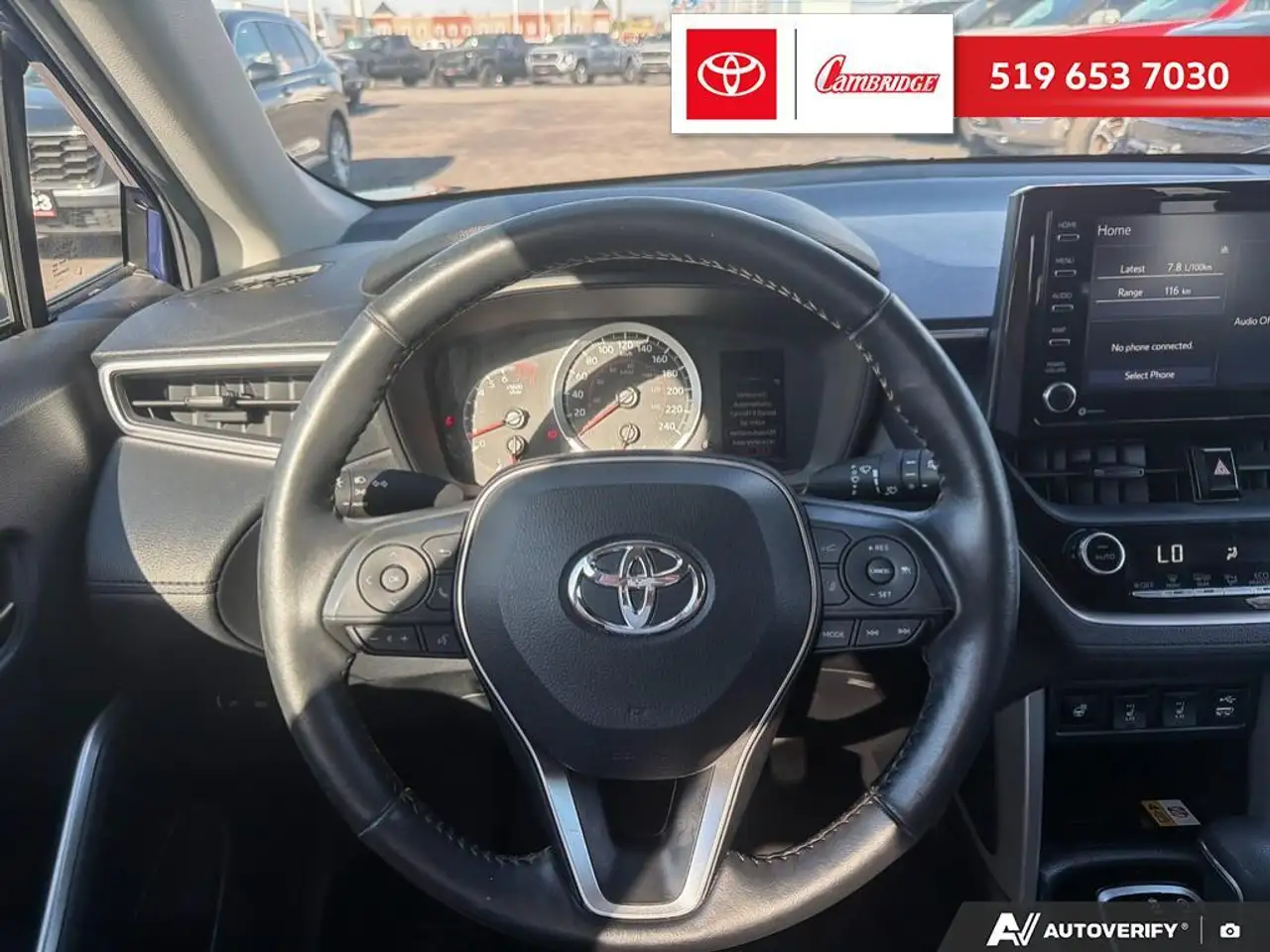 Toyota Corolla Cross снимка Toyota Corolla Cross
