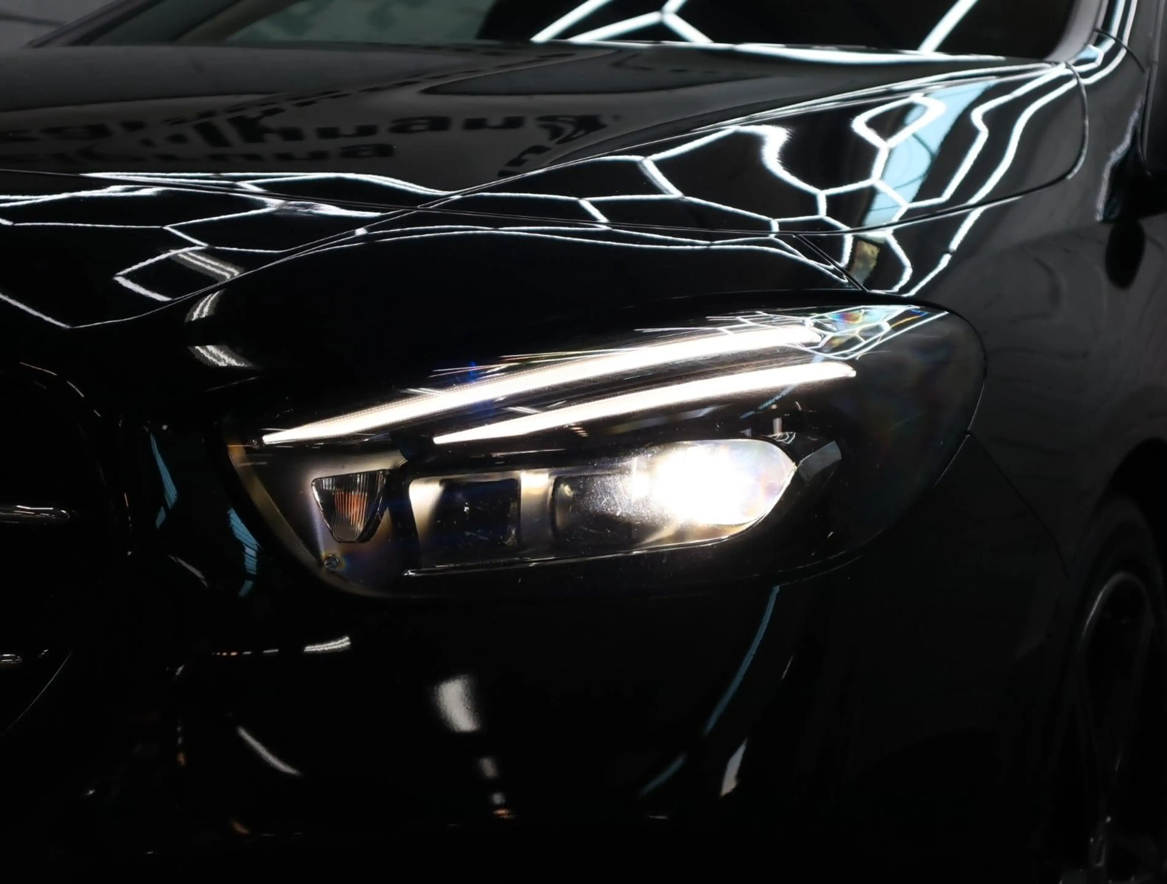 Mercedes-Benz B 250 Automatik LED Tempomat Kamera — photo 7