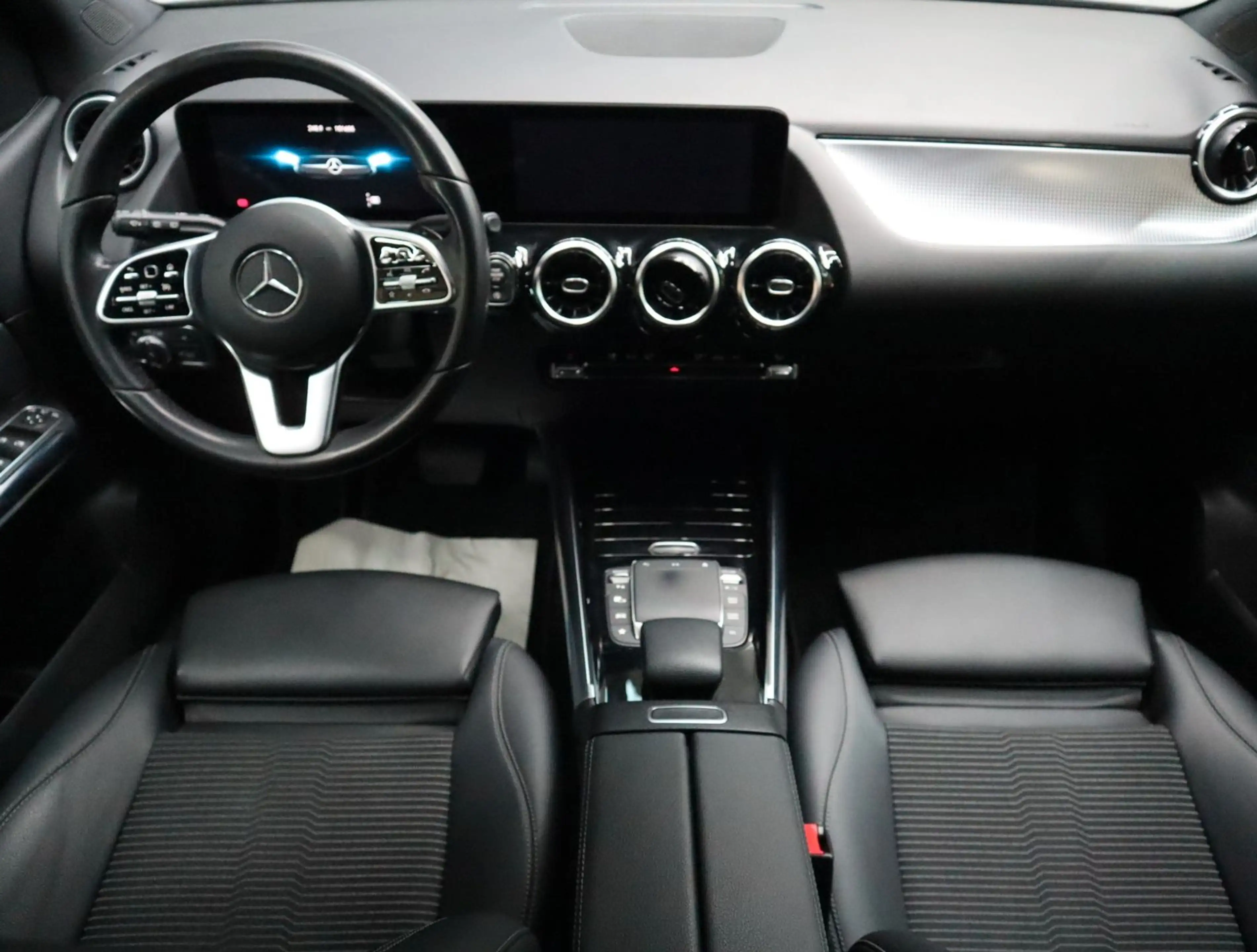 Mercedes-Benz B 250 Automatik LED Tempomat Kamera — photo 11