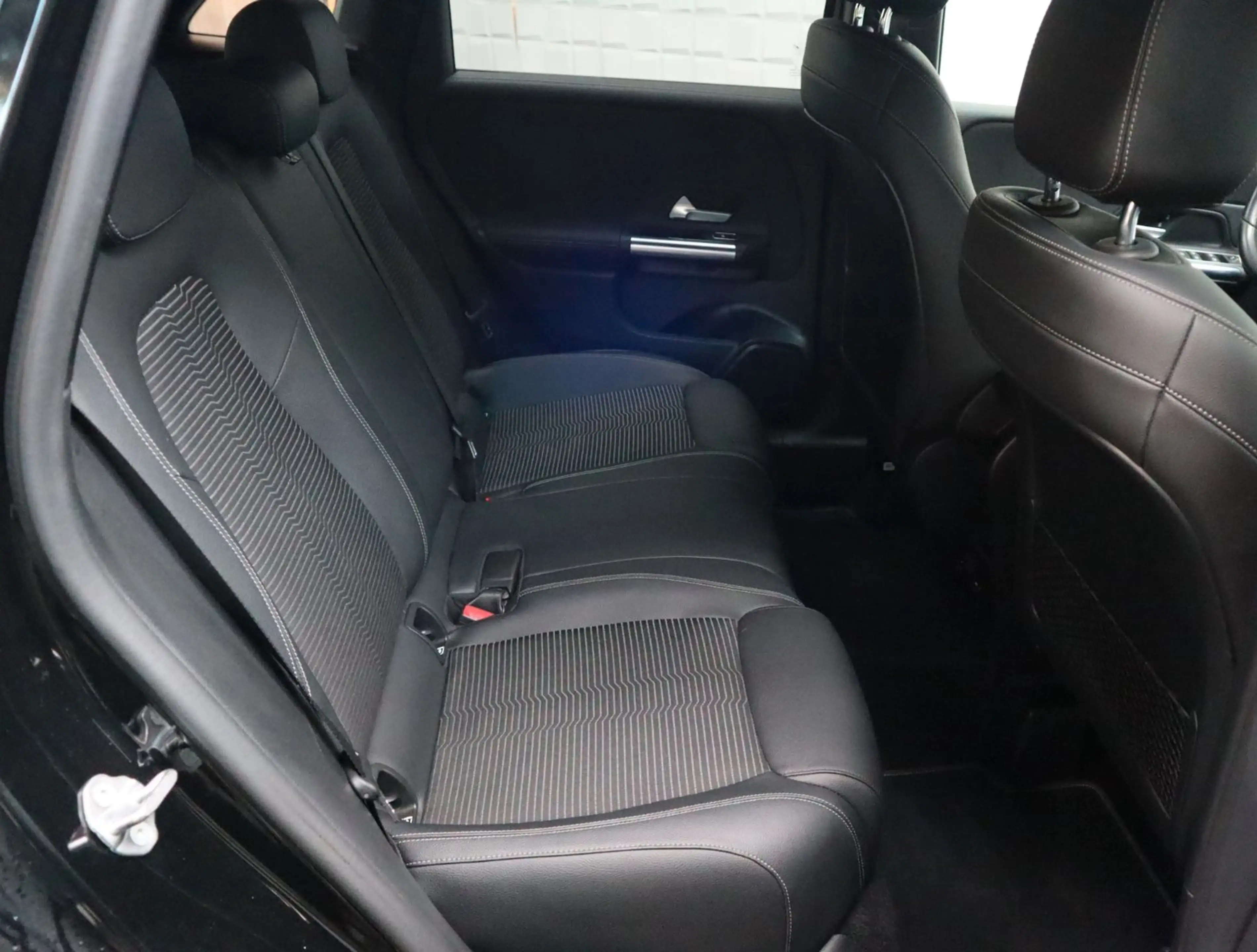 Mercedes-Benz B 250 Automatik LED Tempomat Kamera — photo 14