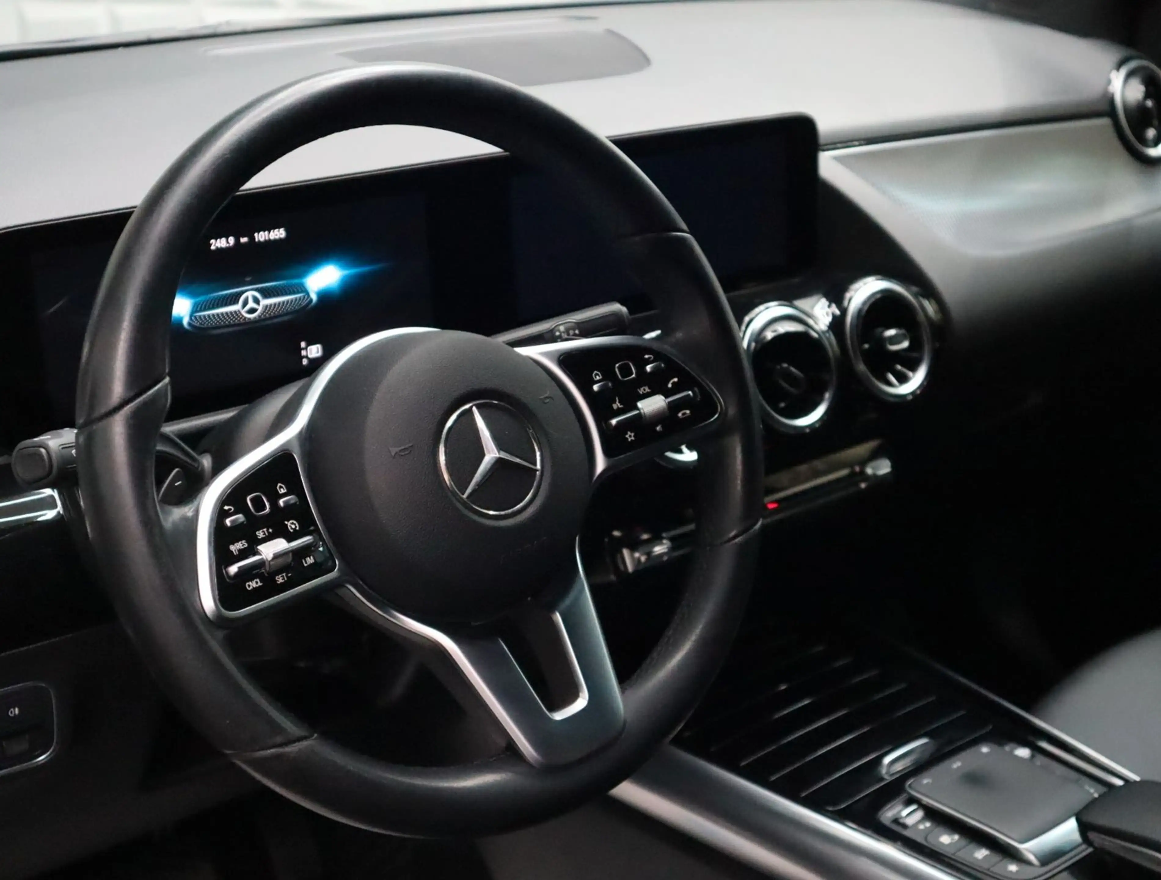Mercedes-Benz B 250 Automatik LED Tempomat Kamera — photo 12
