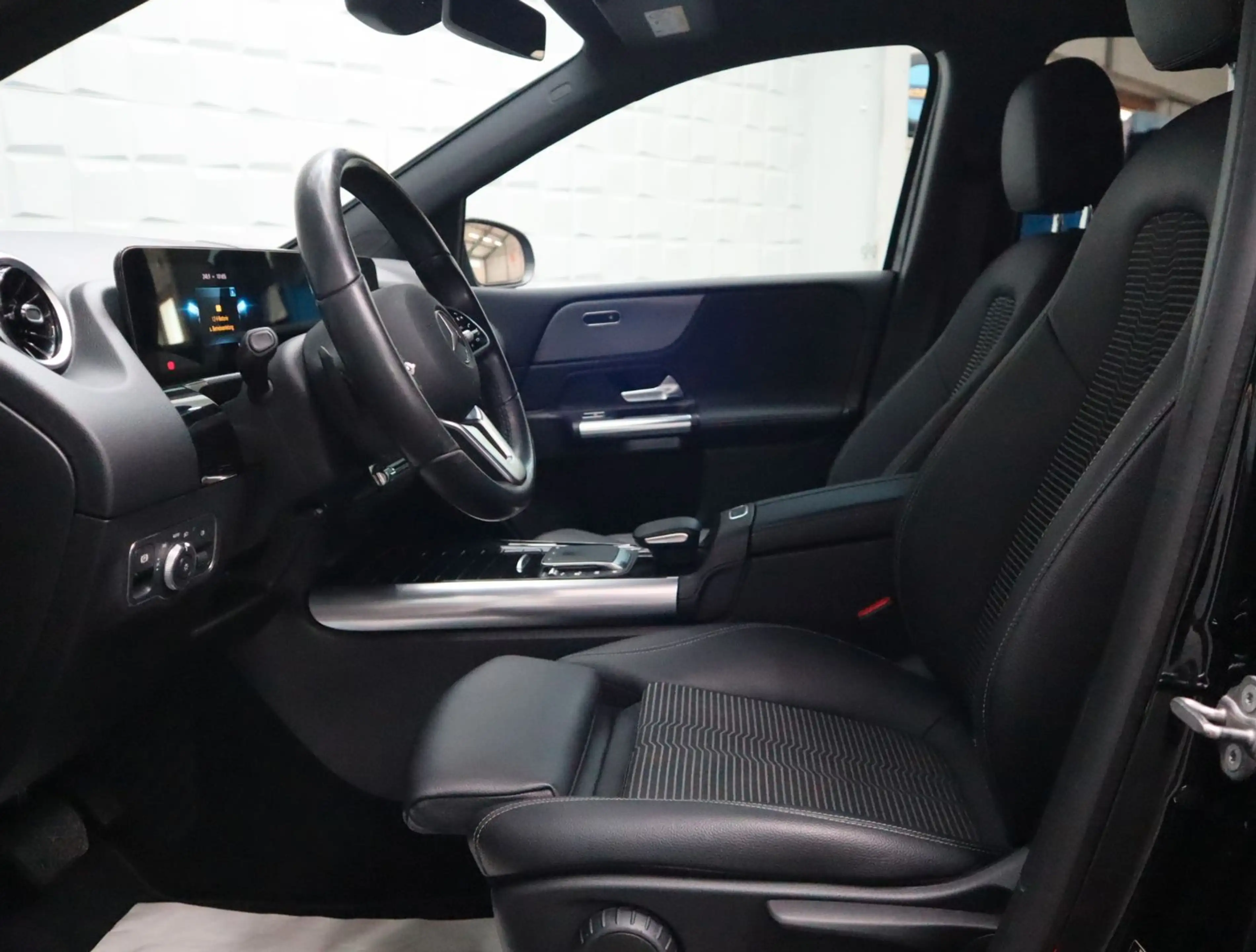 Mercedes-Benz B 250 Automatik LED Tempomat Kamera — photo 9