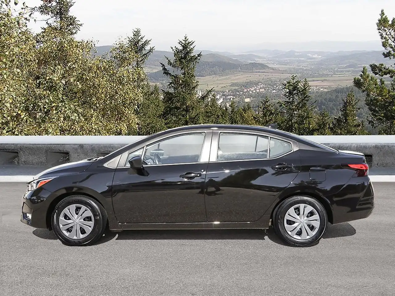 Nissan Versa снимка Nissan Versa