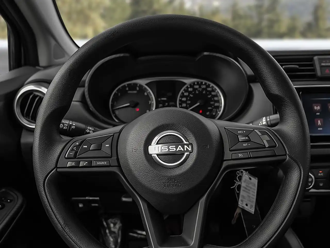 Nissan Versa снимка Nissan Versa