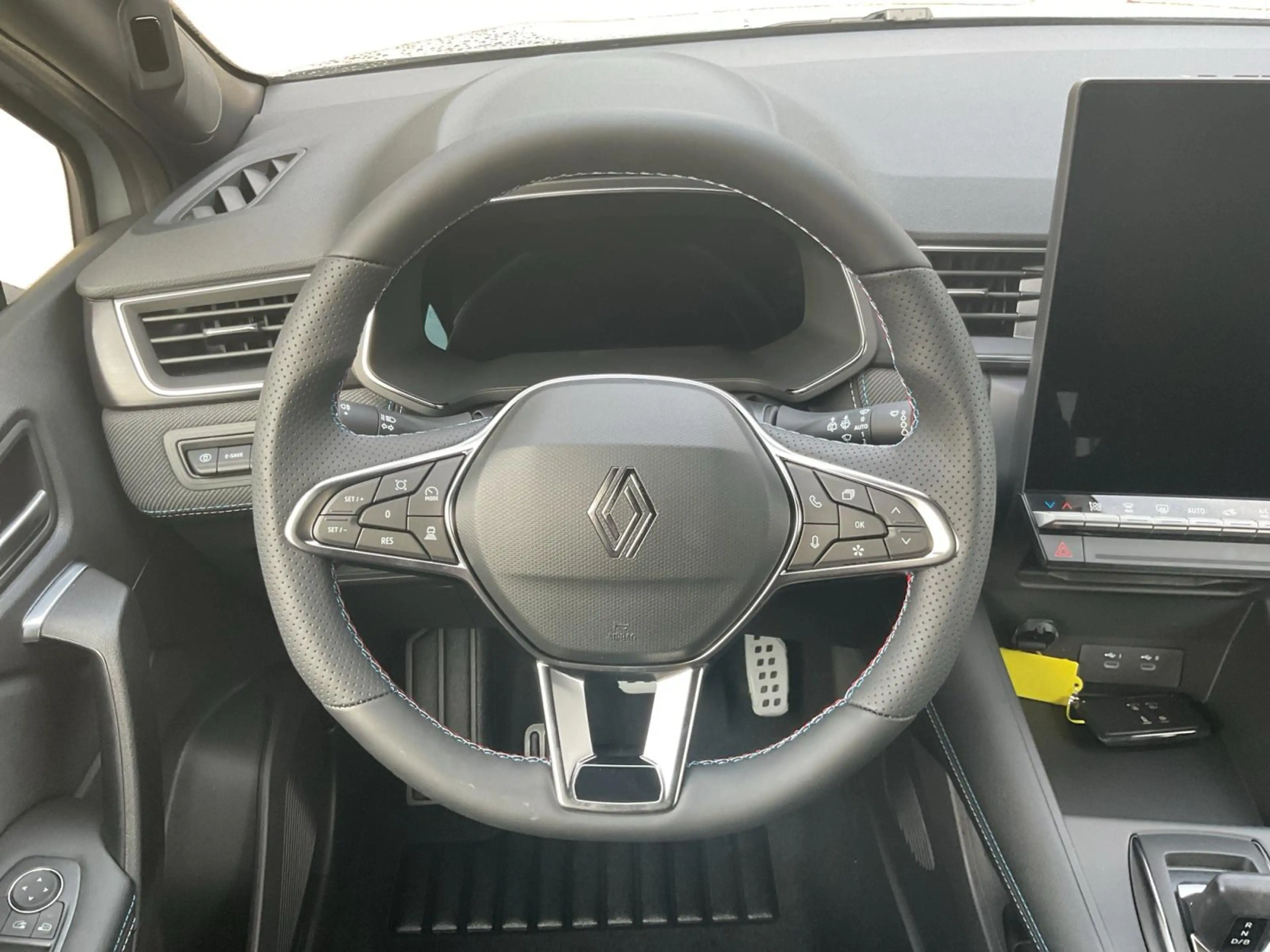 Renault Captur Esprit Alpine Full Hybrid E-Tech 160 AKTION* — photo 10