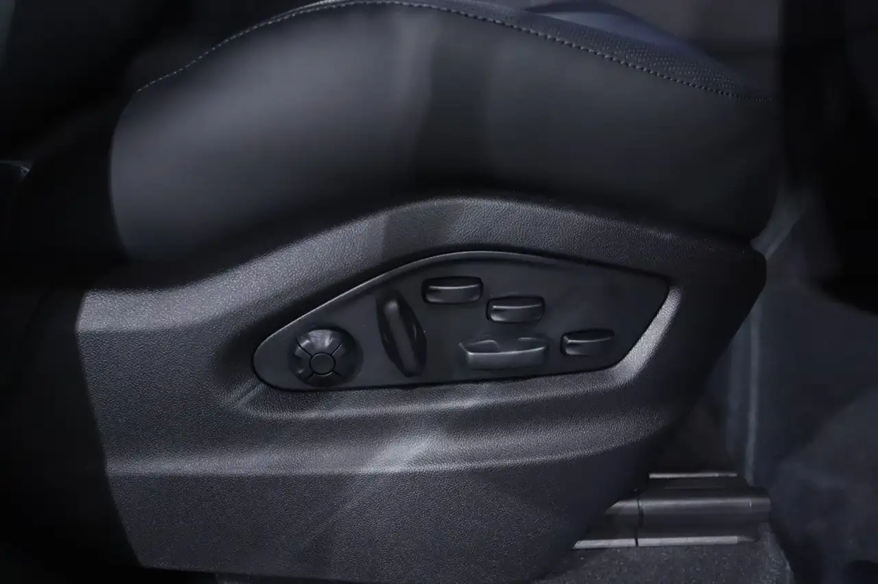 Porsche Cayenne E-Hybrid Coupe Black Ed.*EXPORT*NETTO, миниатюра 10