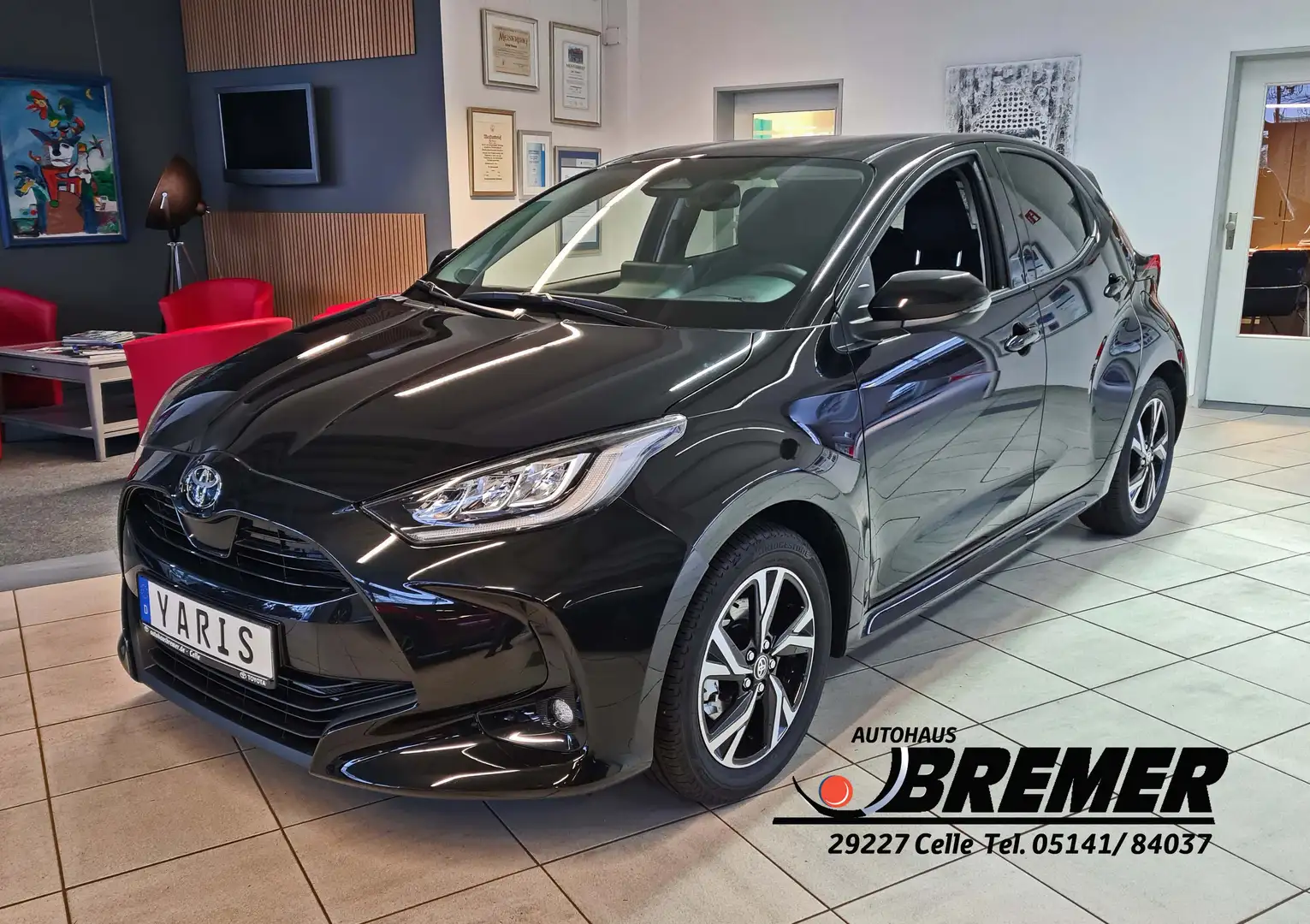 Toyota Yaris Yaris Hybrid 5-Türer  Teamplayer + Comfort P + Schwarz - 1