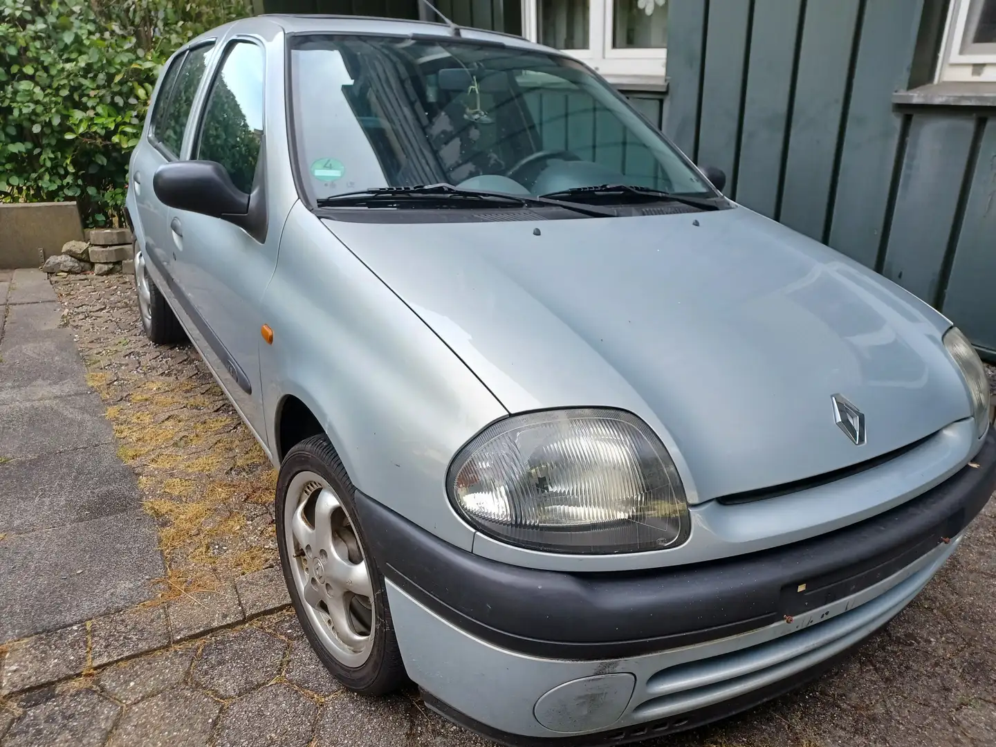 Renault Clio Clio 1.2 ECON Plateado - 2