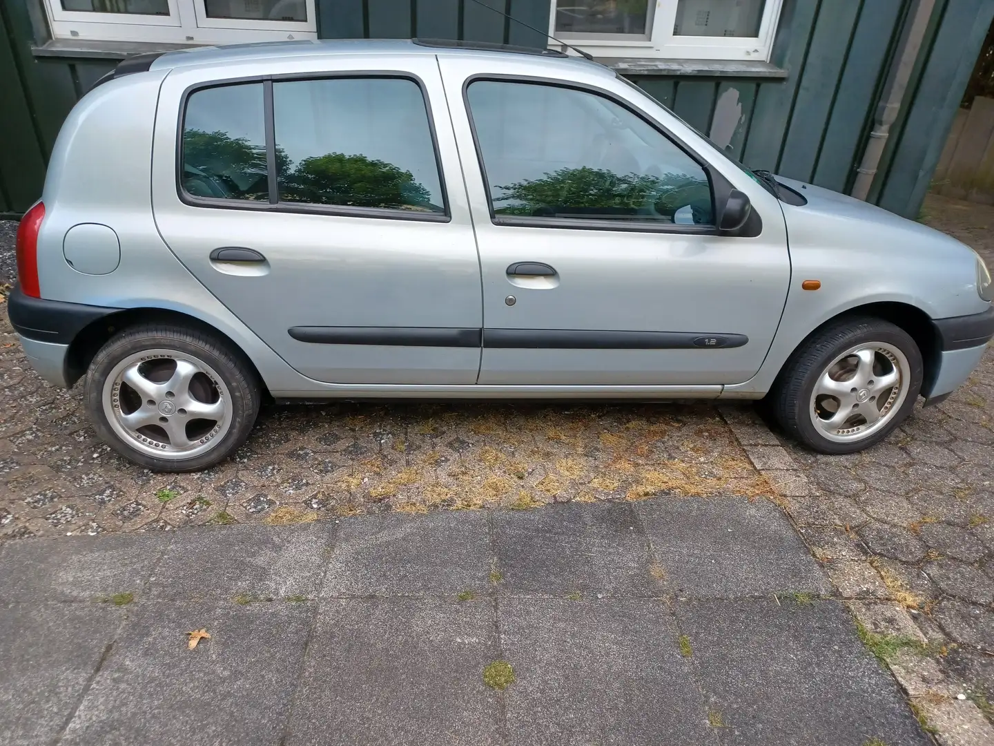 Renault Clio Clio 1.2 ECON Plateado - 1