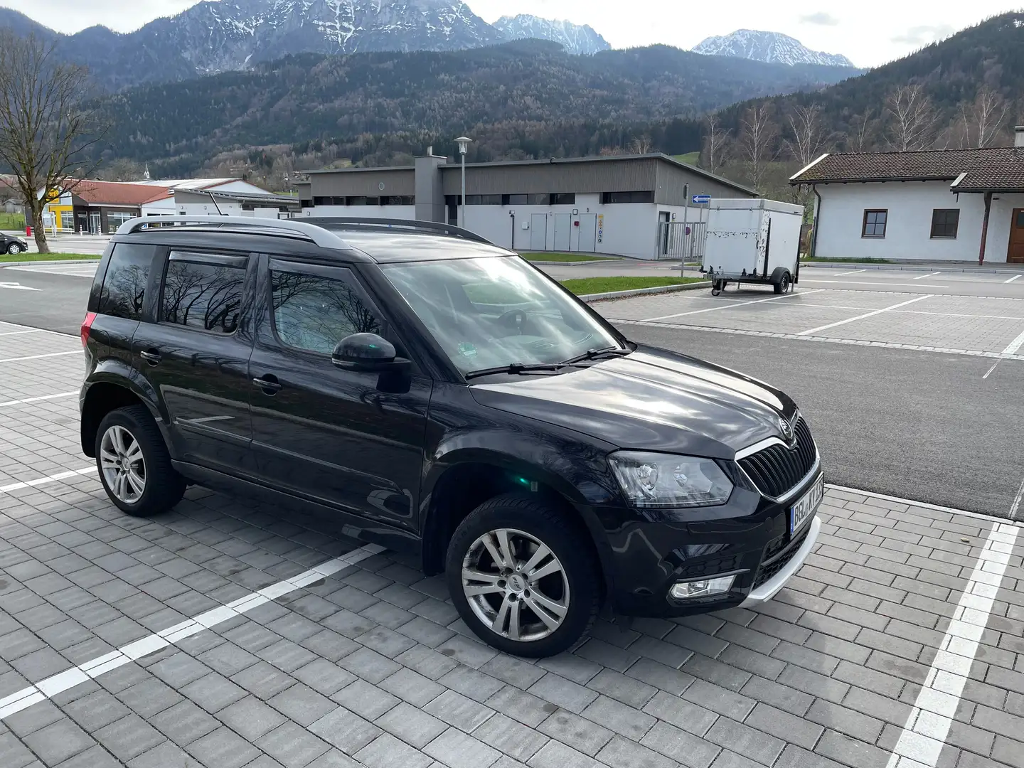 Skoda Yeti Yeti Outdoor 1.8 TSI 4x4 Elegance Schwarz - 2