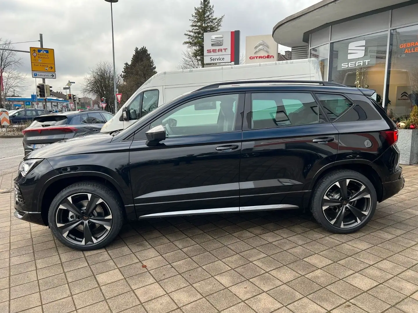 CUPRA Ateca 2.0 TSI 140kW 4Drive DSG Schwarz - 2
