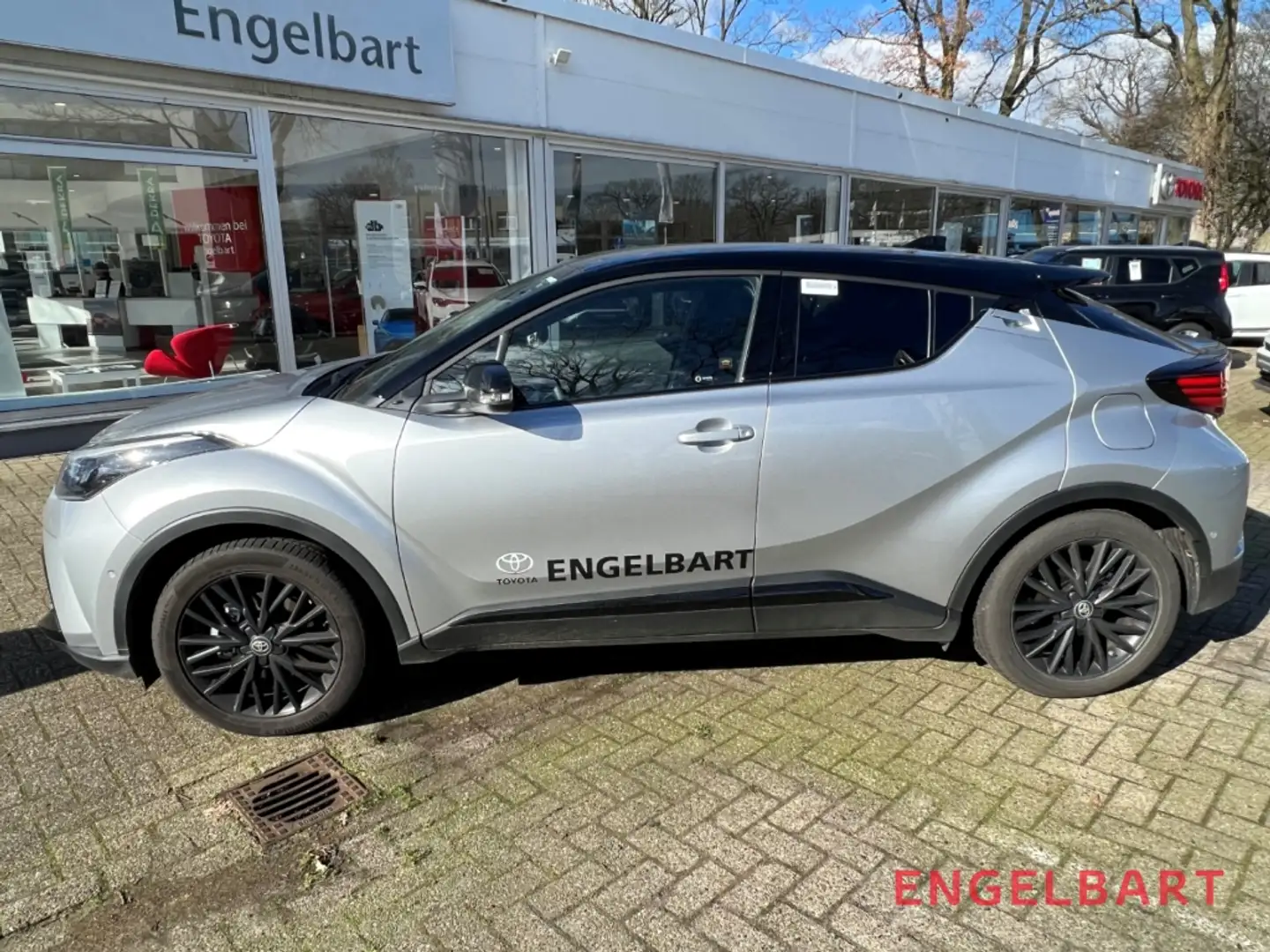 Toyota C-HR Hybrid 2.0 GR Sport JBL Kurvenlicht Navi Teilleder Silber - 2