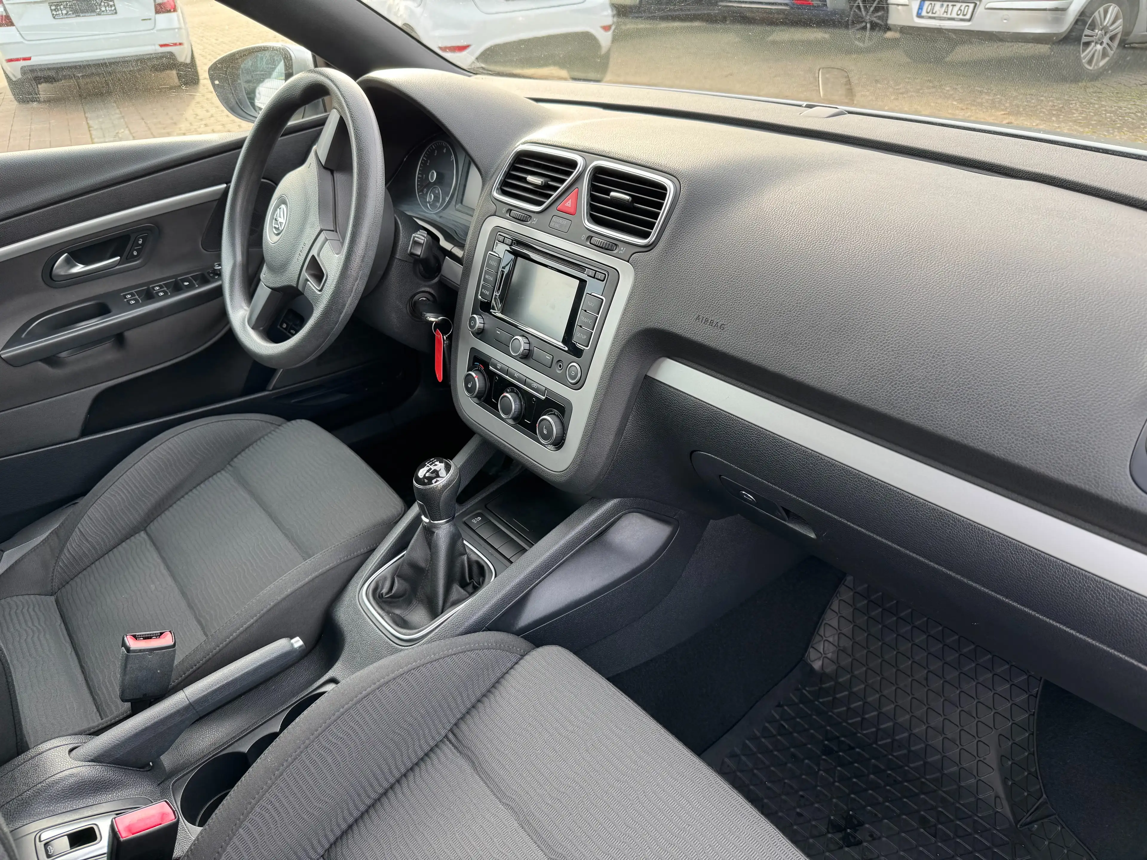 Volkswagen Eos Basis-Cabiro+NAV-Shzg — photo 7