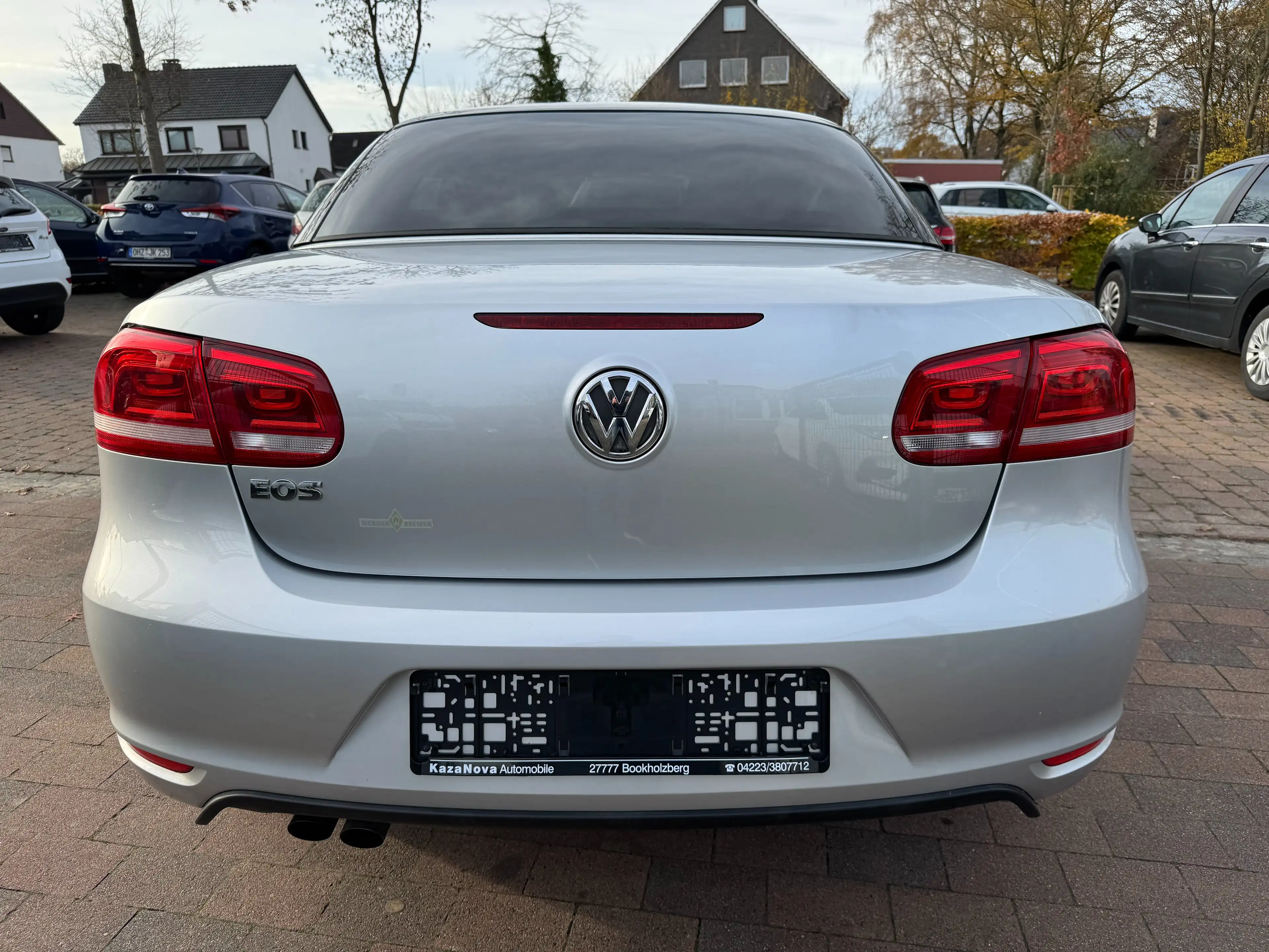 Volkswagen Eos Basis-Cabiro+NAV-Shzg — photo 11