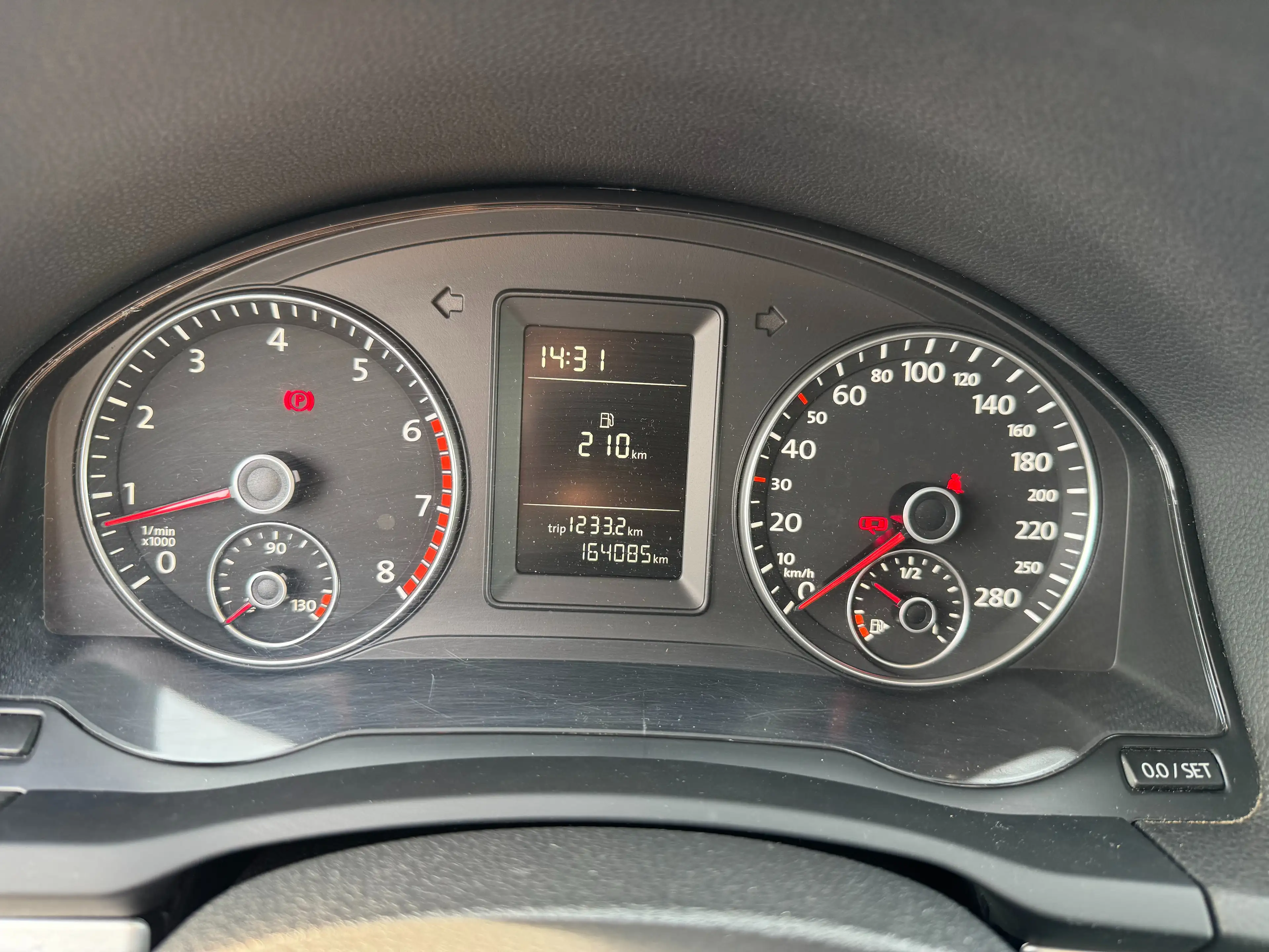 Volkswagen Eos Basis-Cabiro+NAV-Shzg — photo 15