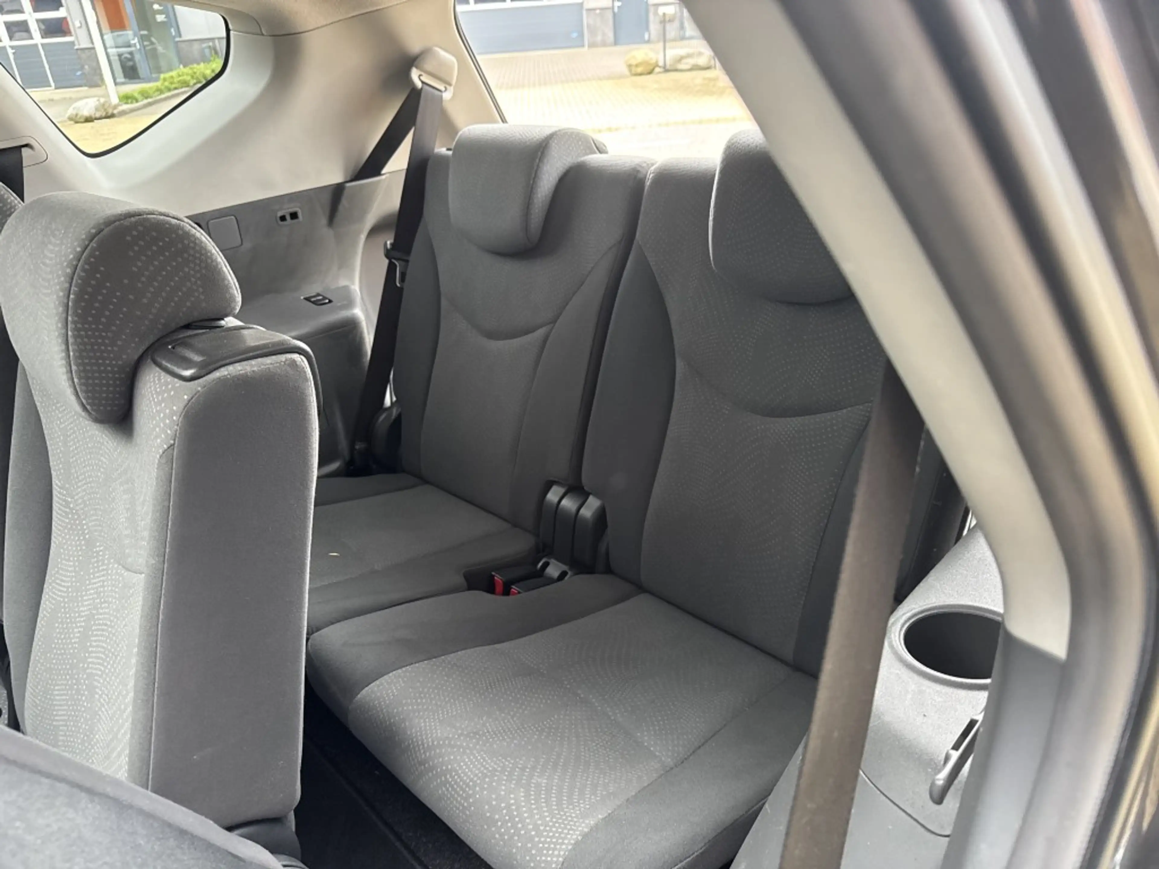 Toyota Prius+ Prius Wagon 1.8 Dynamic Bus. Panodak 7 persoons — photo 8