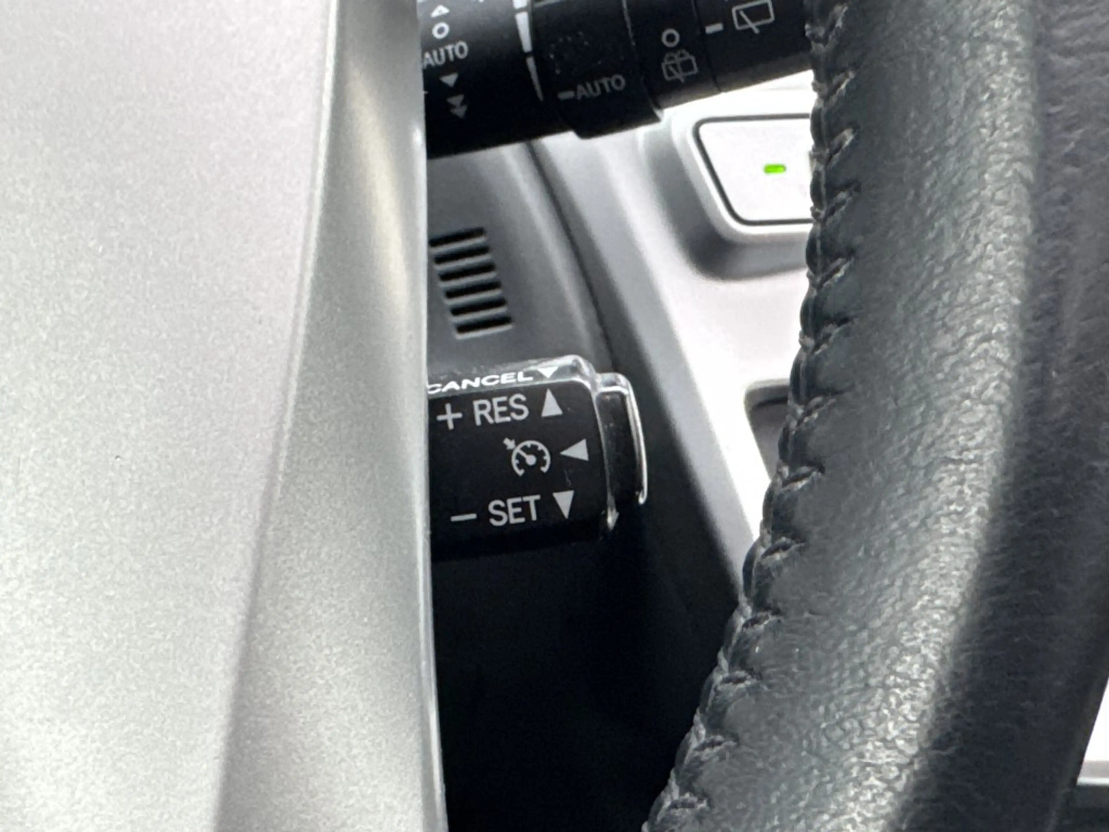 Toyota Prius+ Prius Wagon 1.8 Dynamic Bus. Panodak 7 persoons — photo 15