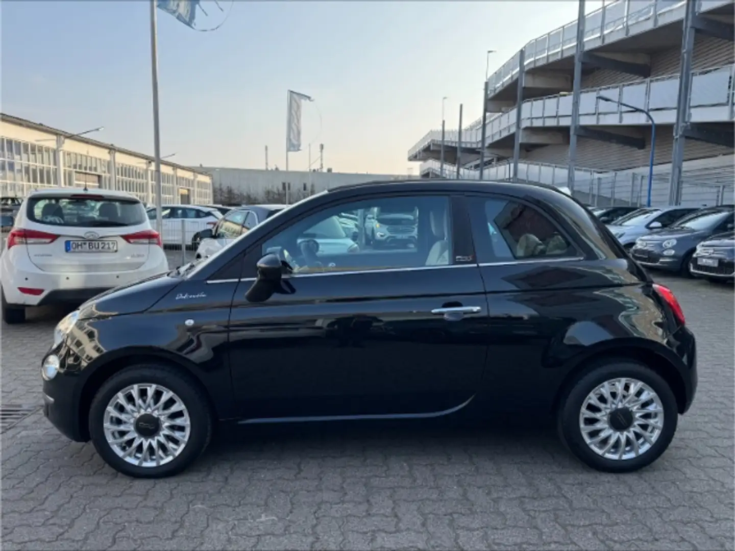 Fiat 500C DolceVita 1.0 Mild Hybrid EU6d MY21 UConnect DAB Nero - 2