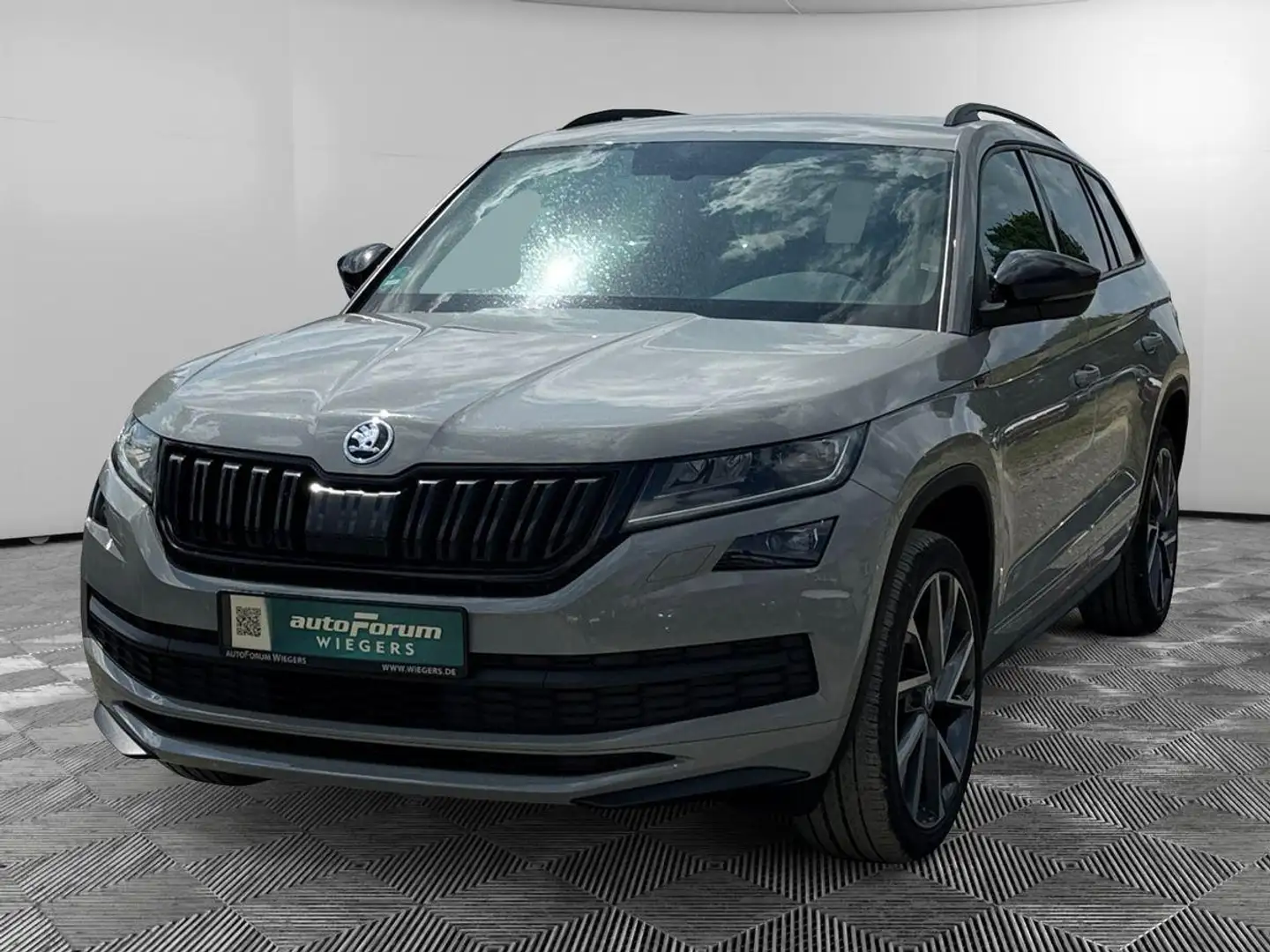 Skoda Kodiaq 2,0 TSI SPORTLINE 4x4 DSG+Navi+ACC+Canton Gris - 2
