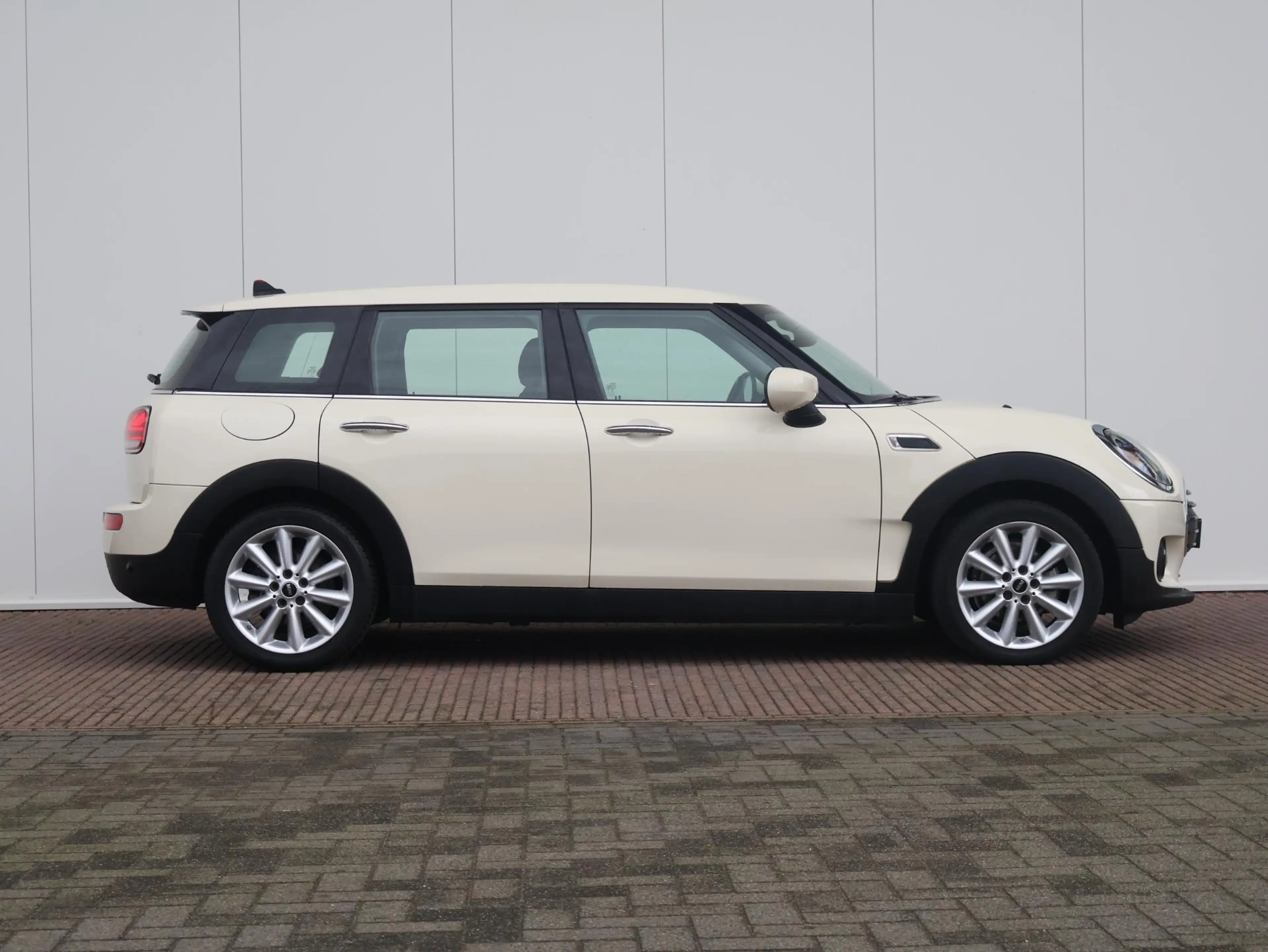 MINI One Clubman Mini 1.5 Business Edition Apple CarPlay / DAB/ Nav — photo 8