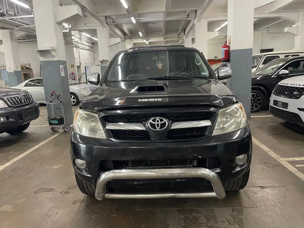 Toyota Hilux 2007 из Европы — купить под ключ