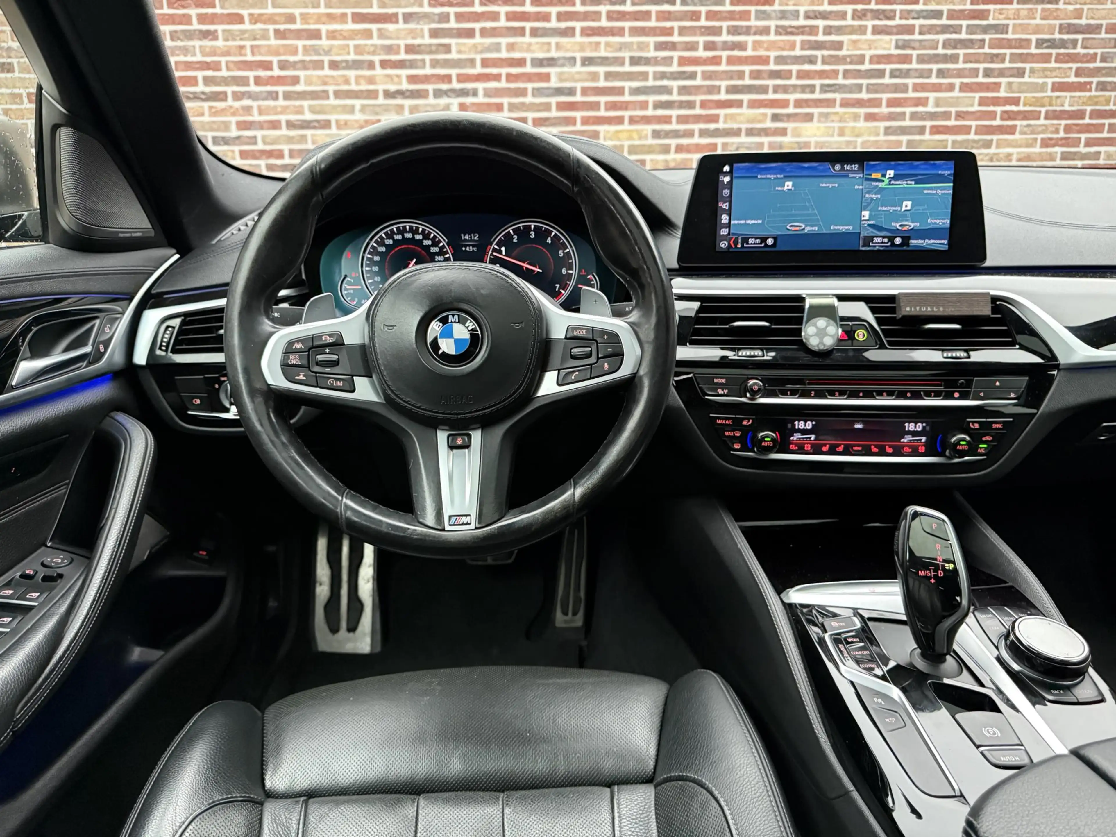 BMW M550 5-serie M550i xDrive High Executive Stoelverwarmin — photo 11