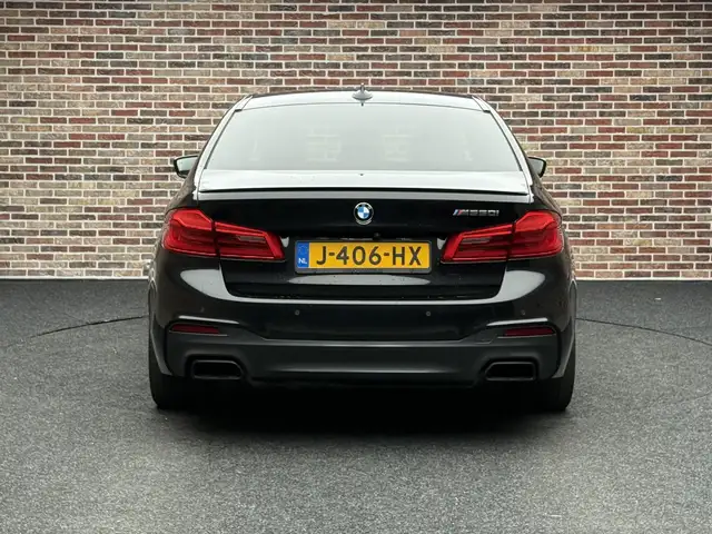 BMW 5 Series view 7