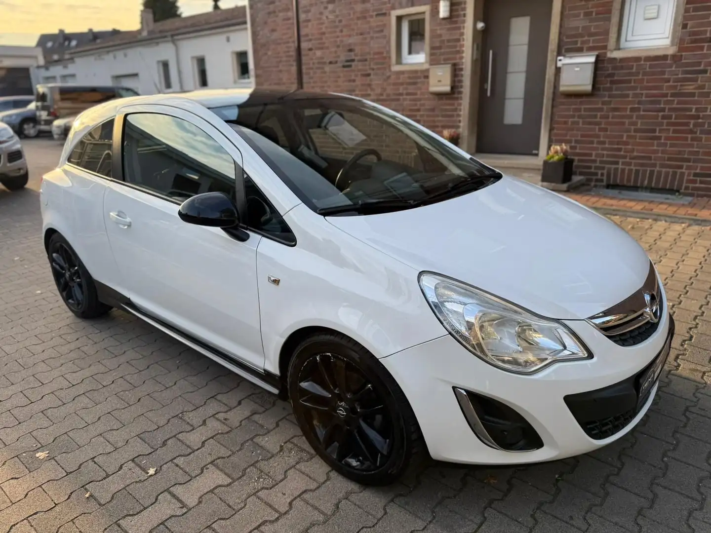 Opel Corsa D Color Edition*KLIMA*GARANTIE* Blanc - 1
