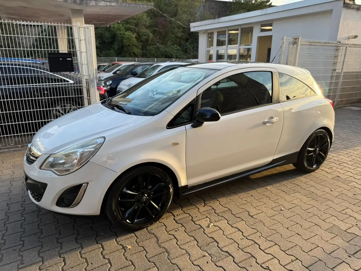 Opel Corsa D Color Edition*KLIMA*GARANTIE* Blanc - 2