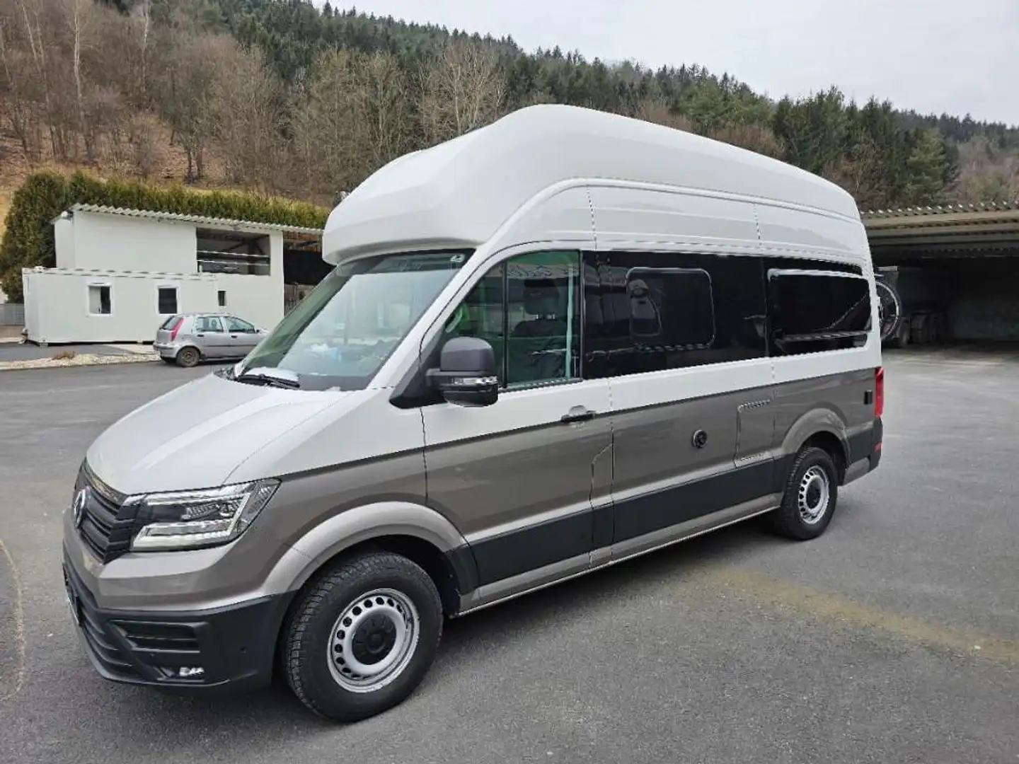 Volkswagen Crafter Grand California 600 Weiß - 1