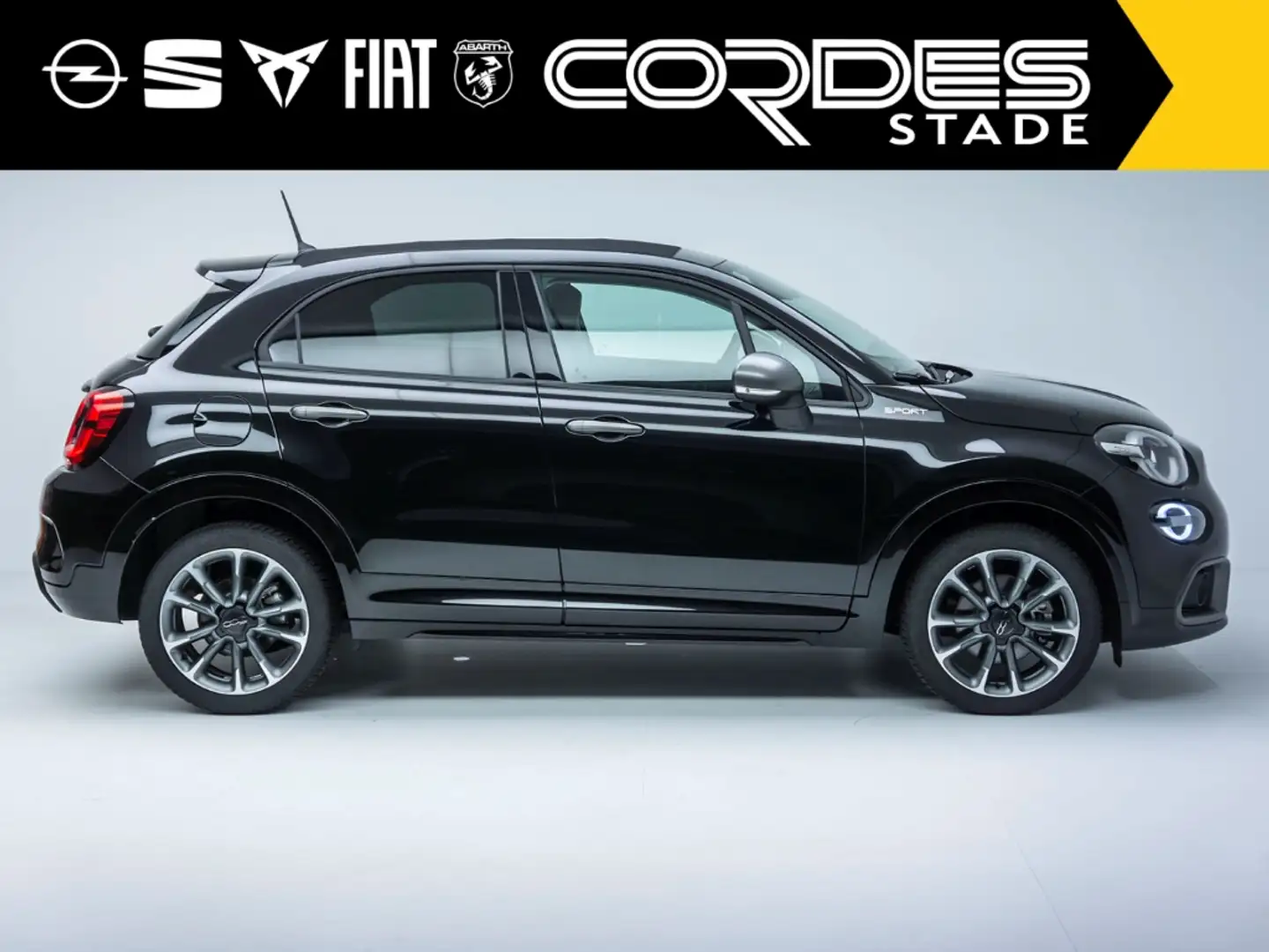 Fiat 500X Dolcevita Sport 1.5 GSE Mild-Hybrid Allwetter Auto Schwarz - 2