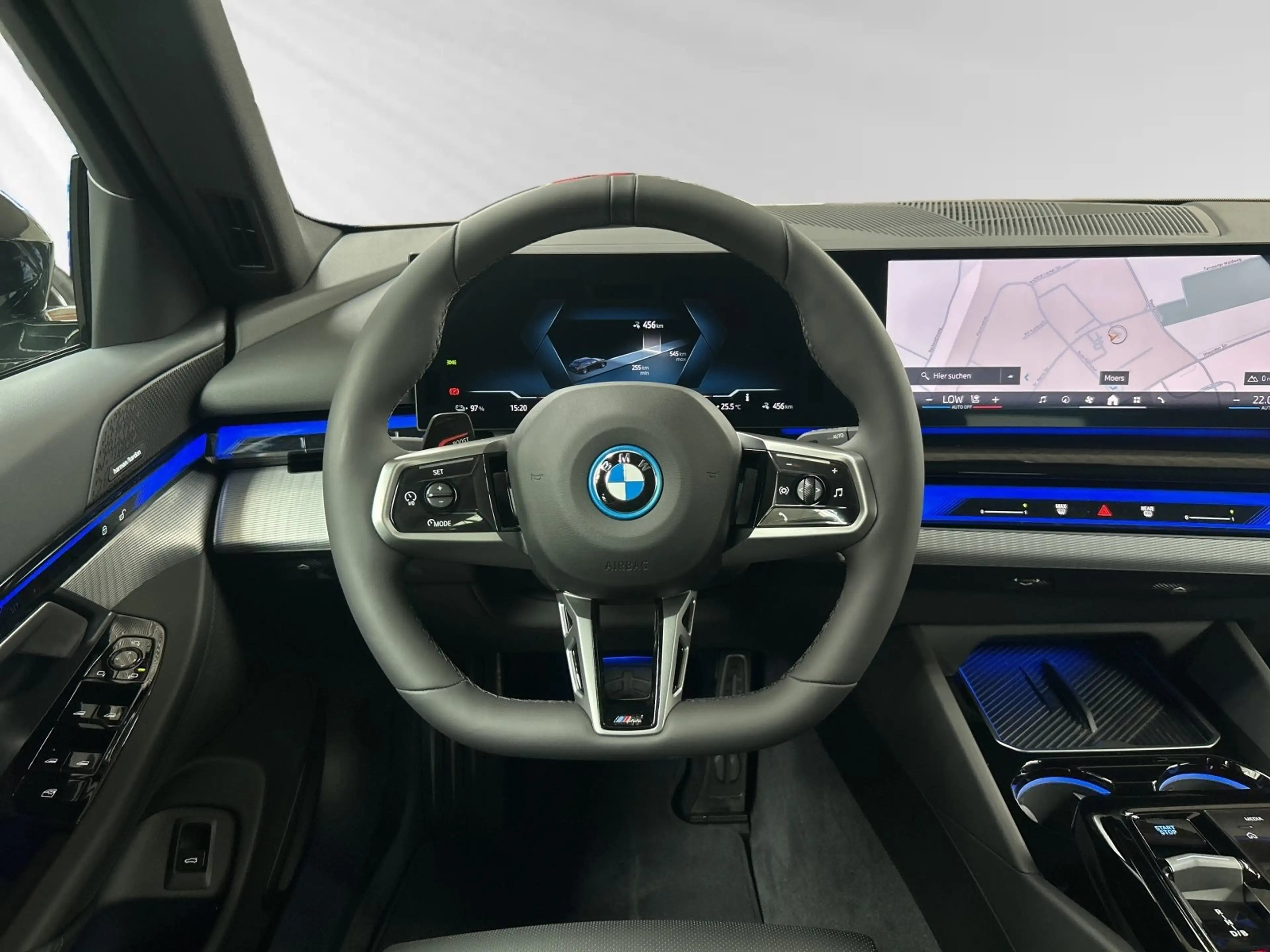 BMW i5 eDrive40 Touring M Sport Pro|AHK|Pano|DA-Prof. — photo 12