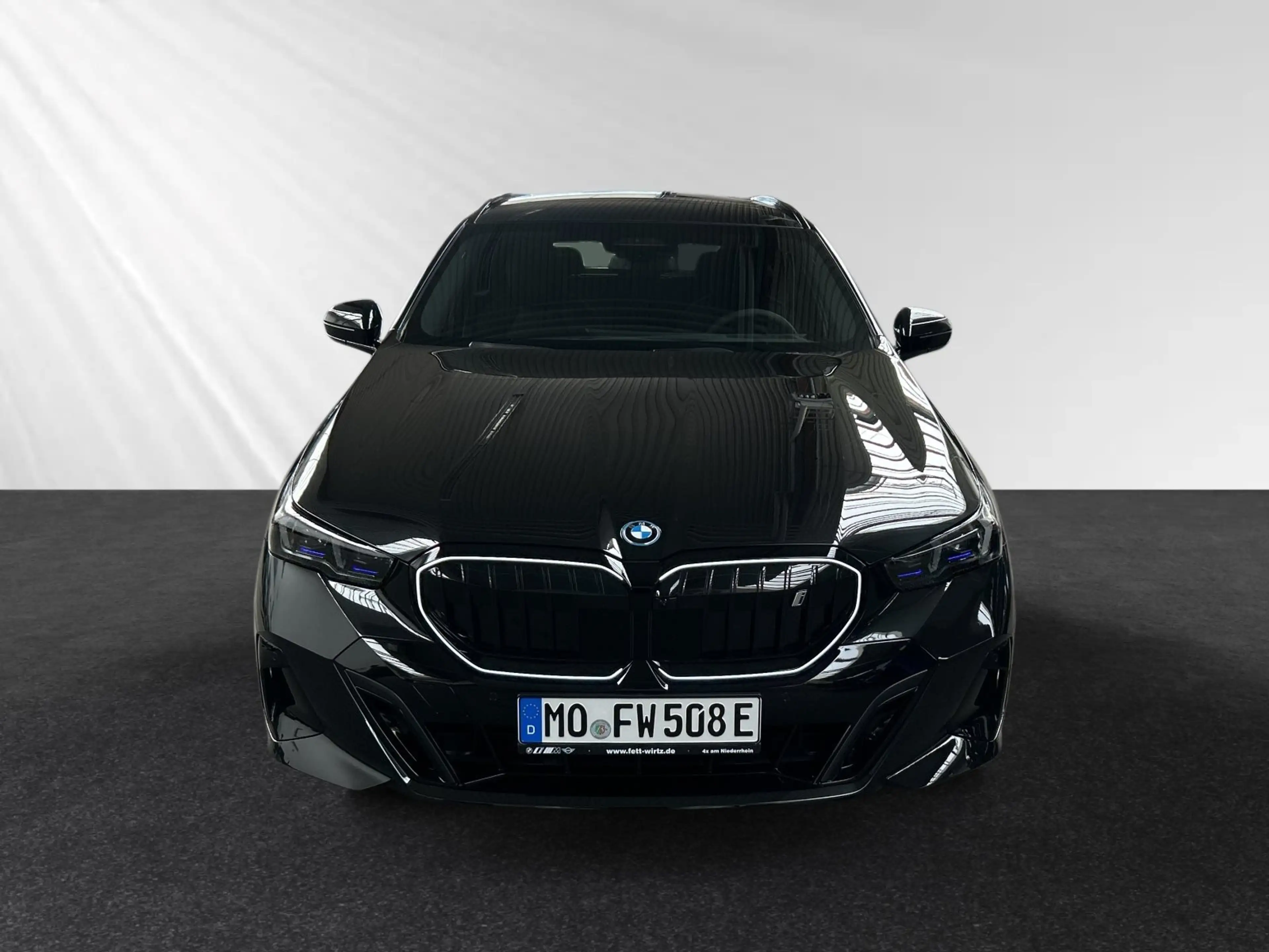 BMW i5 eDrive40 Touring M Sport Pro|AHK|Pano|DA-Prof. — photo 7