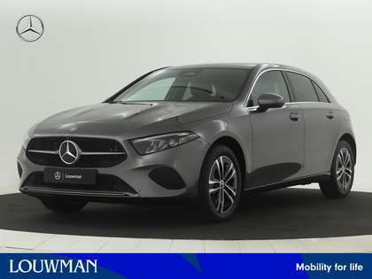 Mercedes-Benz A 250 e Business Line | Dodehoekassistent | Warmtewerend