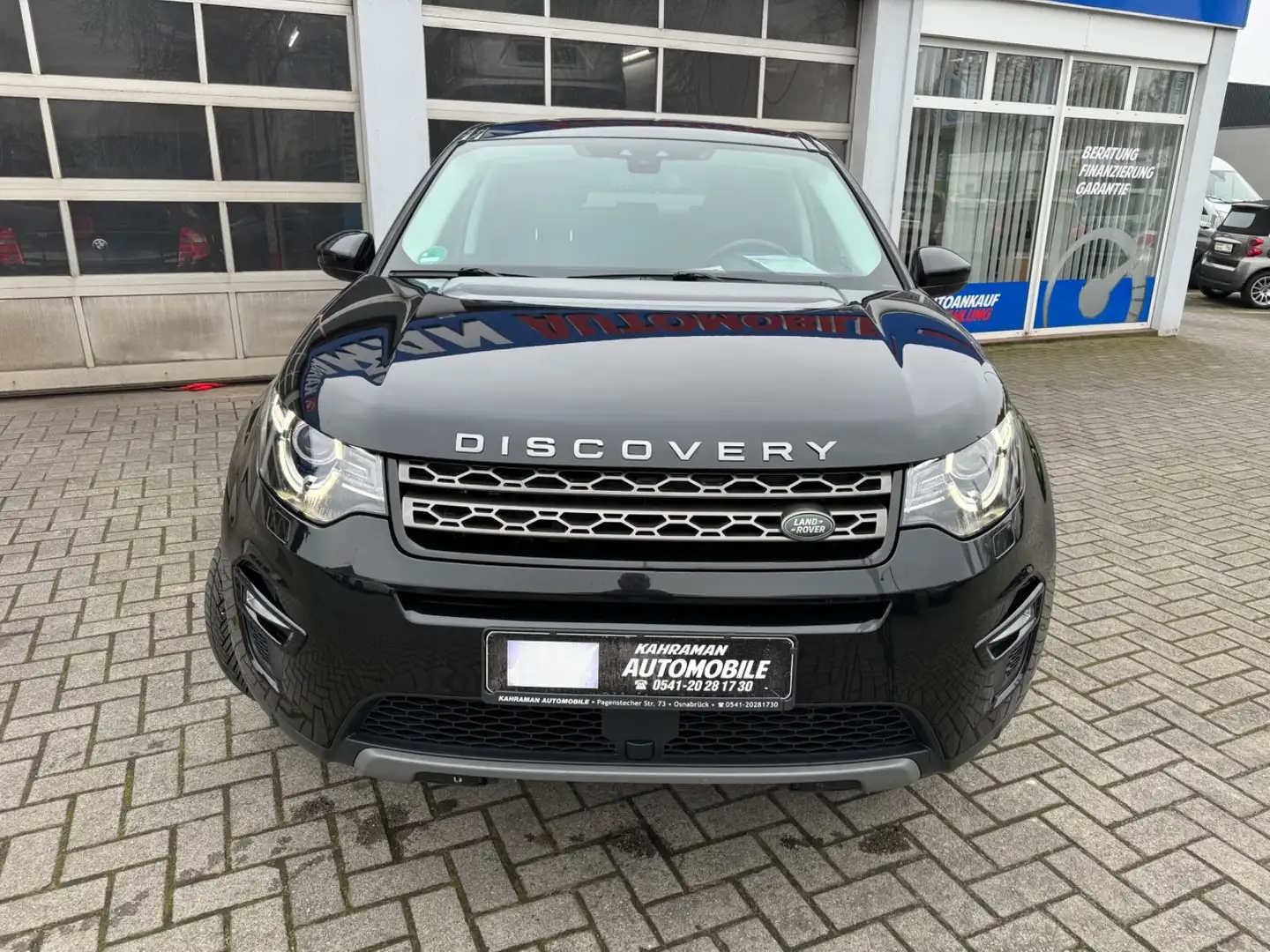 Land Rover Discovery Sport SE AWD Schwarz - 2