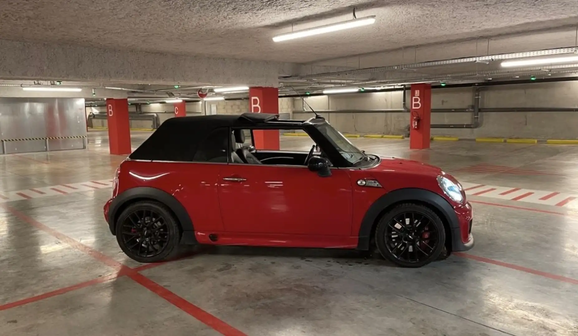 MINI John Cooper Works Cabrio Cabriolet 211 ch - 1