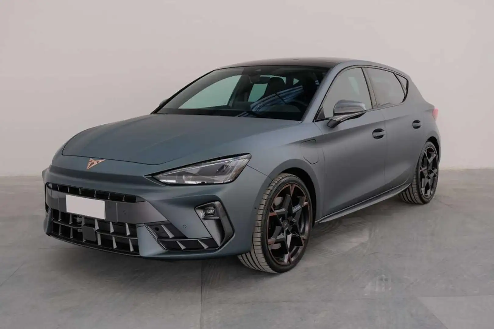 CUPRA Leon 1.5 e-hybrid VZ 272cv dsg Grigio - 1