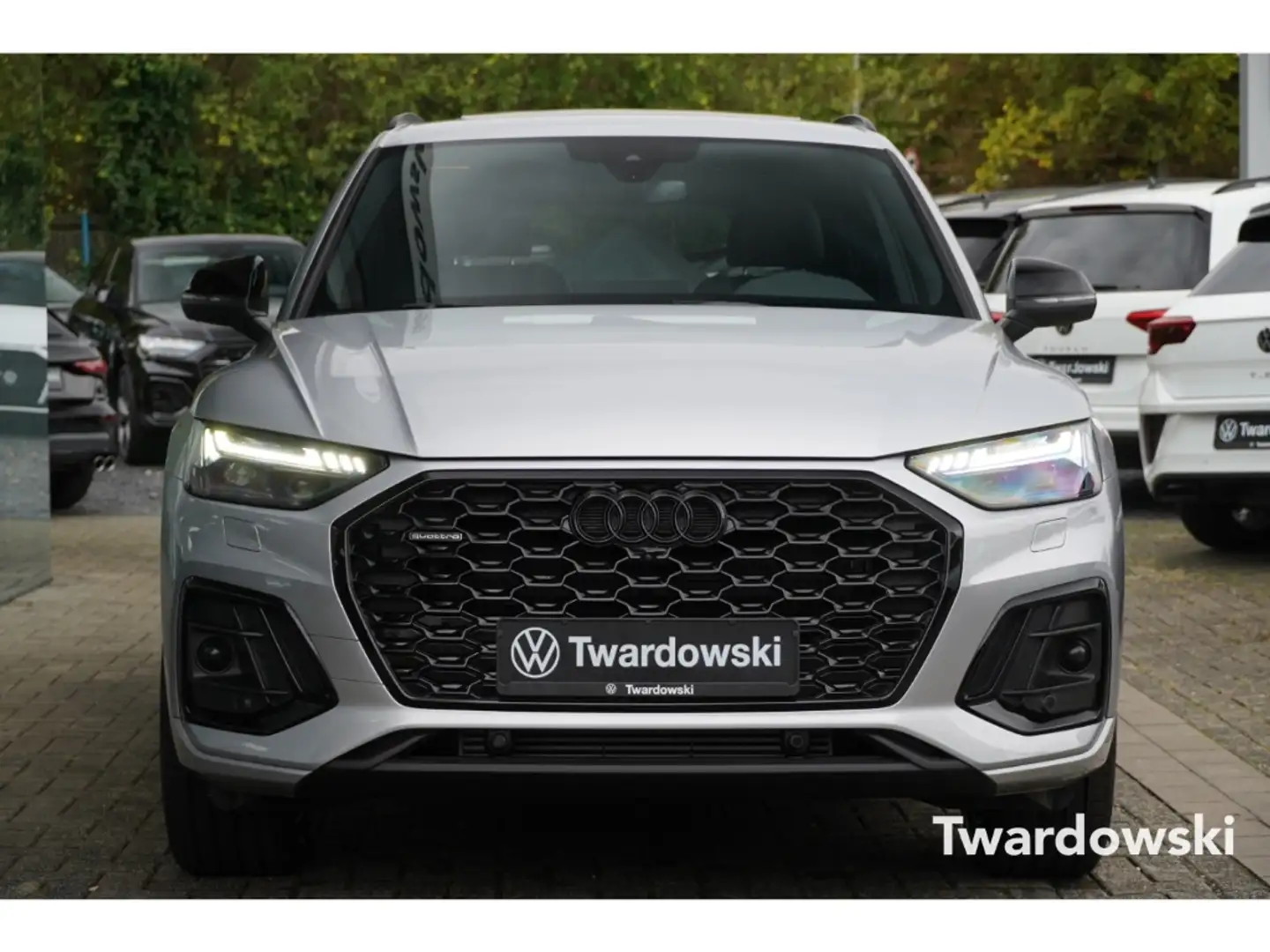 Audi Q5 Sportback 45 TFSI S line Pano AHK 360° 20'' Silber - 2