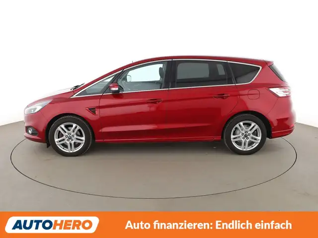 Ford S-Max view 3