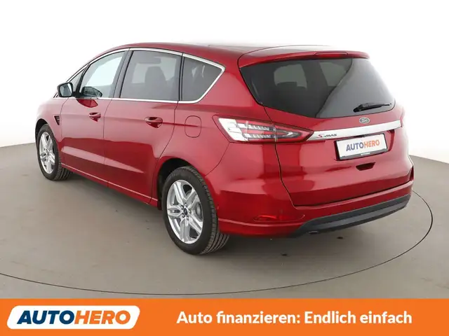 Ford S-Max view 4