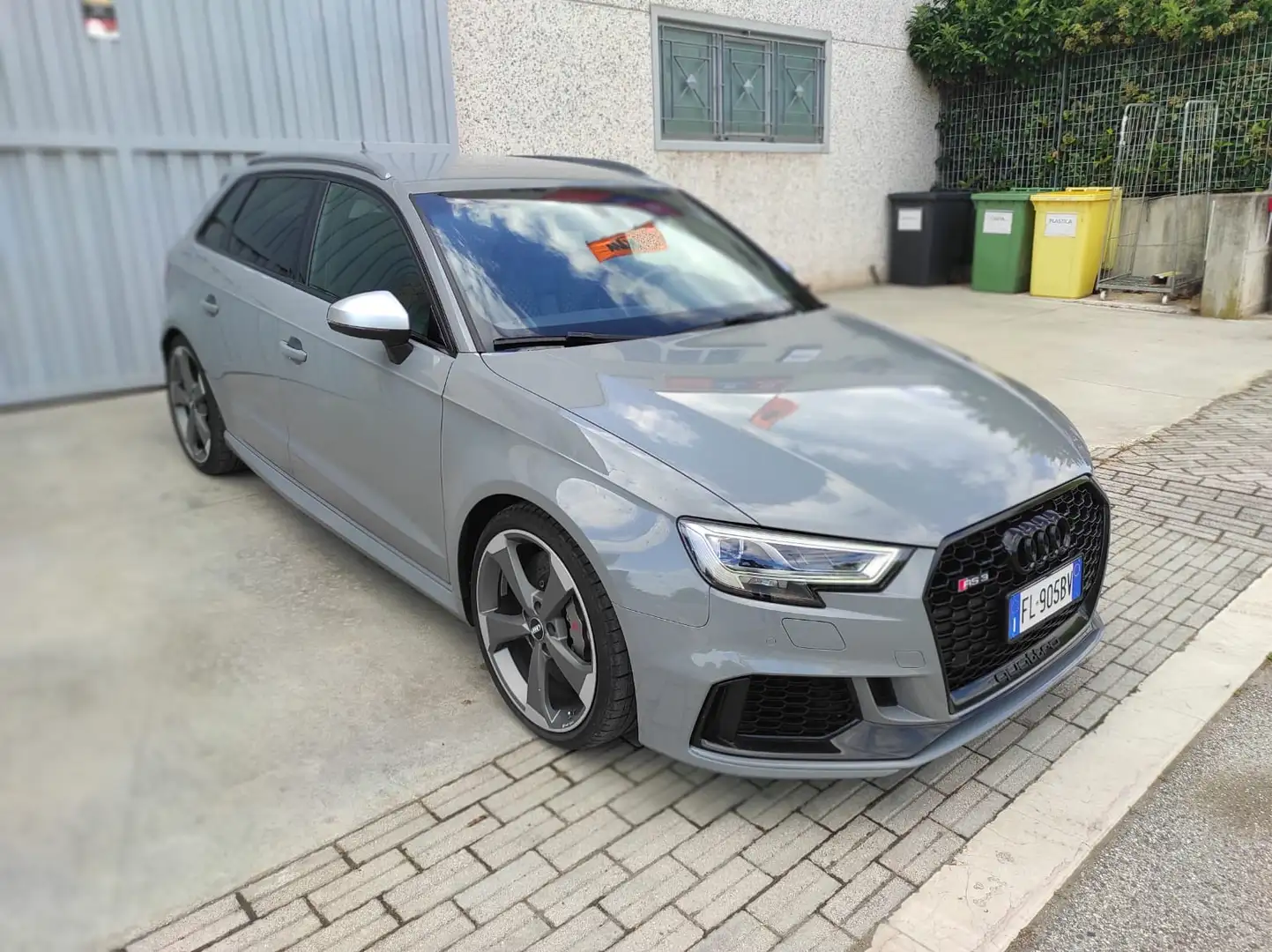 Audi RS3 Sportback 2.5 tfsi quattro s-tronic - 1