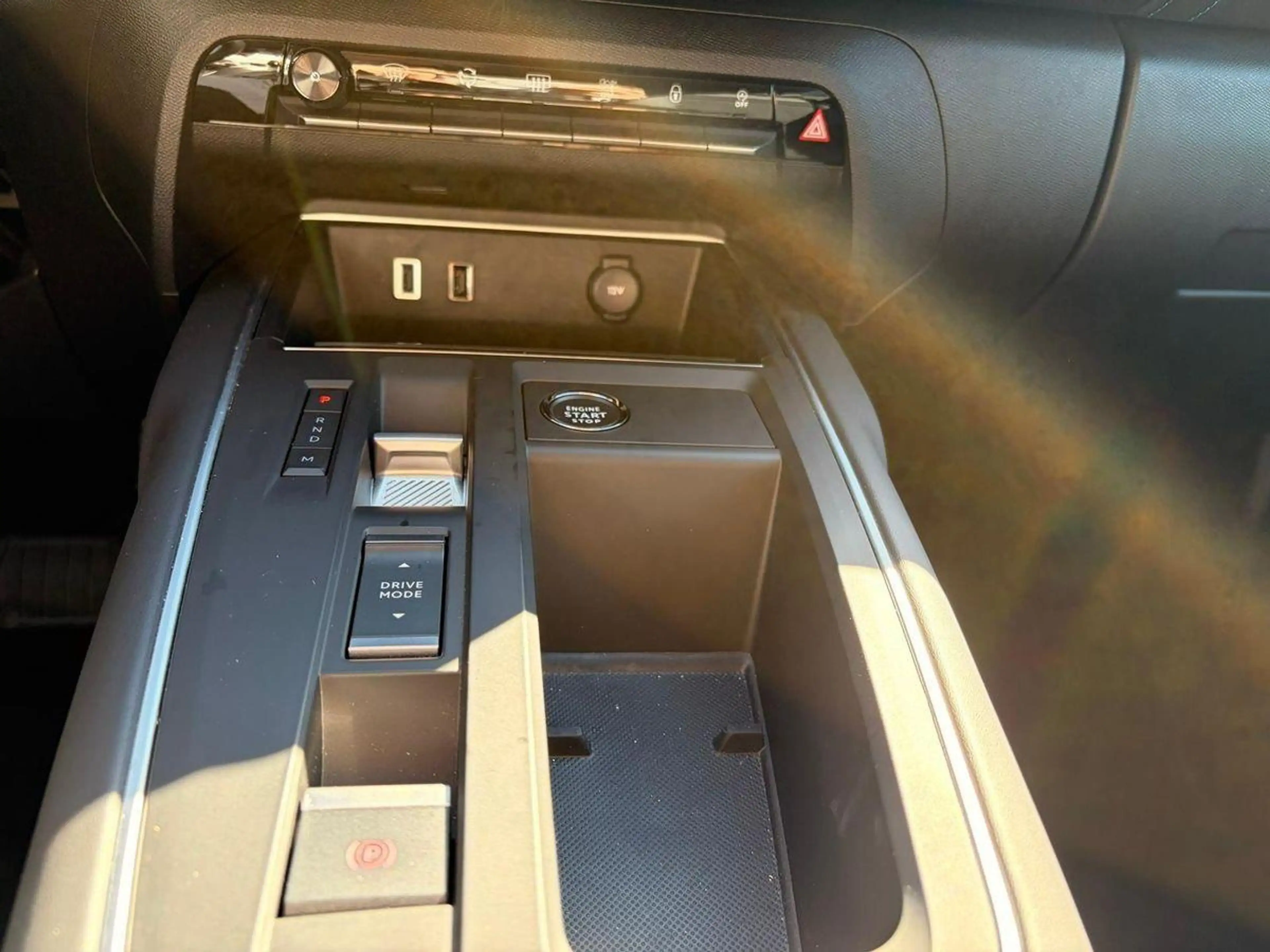 Citroen C5 Aircross Max 1.5 Blue-HDI *LEDER*NAVI*KAMERA* — photo 14